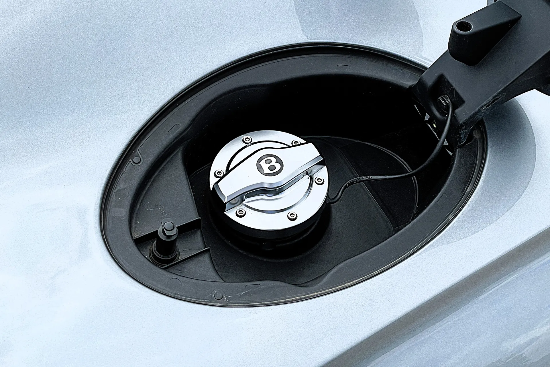 Bentley CONTINENTAL GT thumbnail image number 49