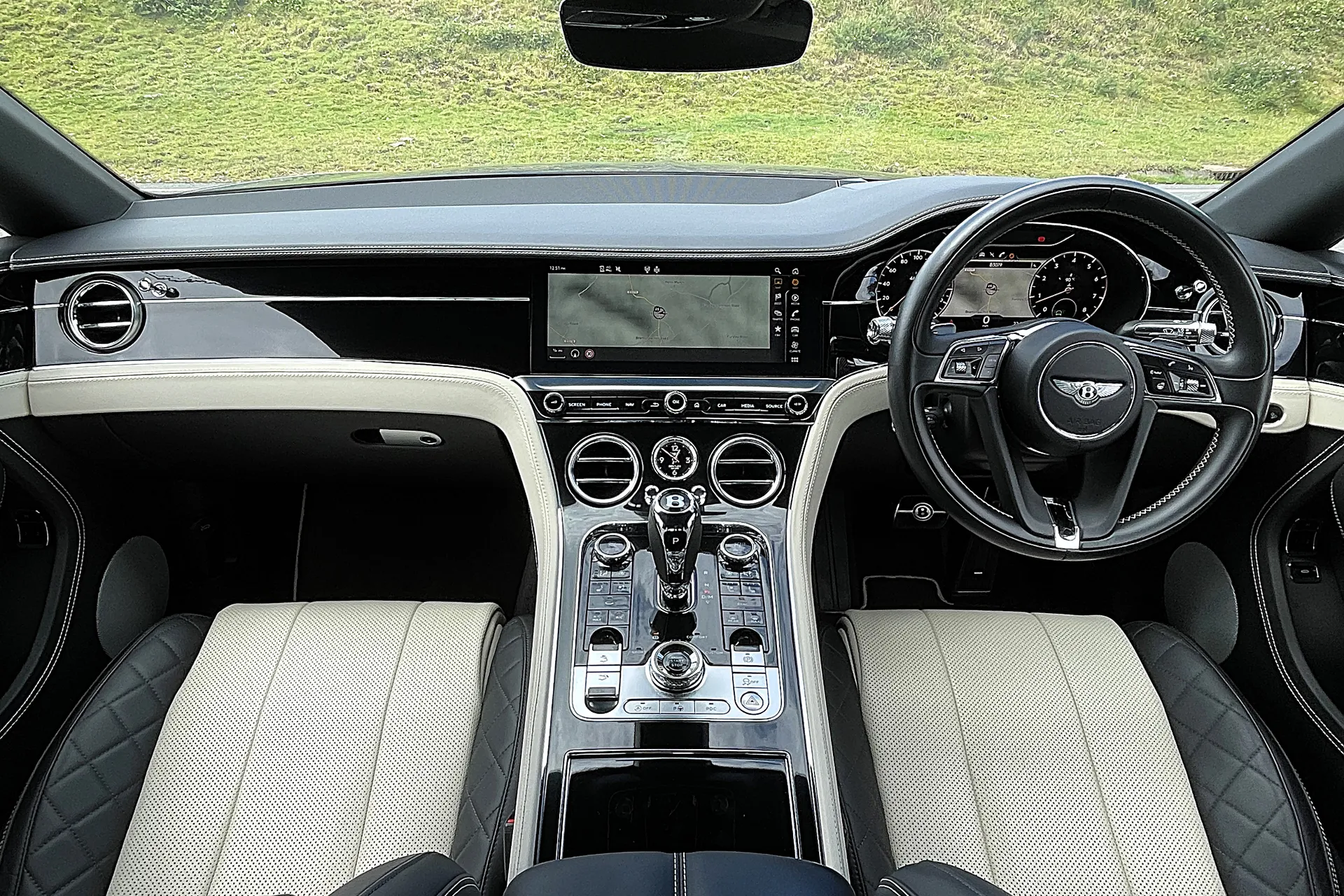 Bentley CONTINENTAL GT thumbnail image number 45