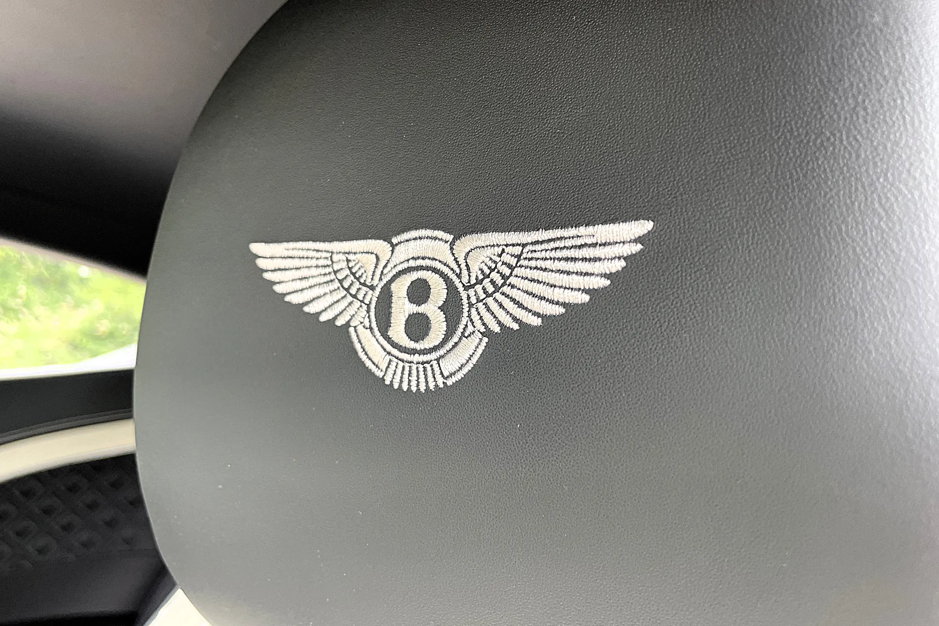 Bentley CONTINENTAL GT thumbnail image number 26