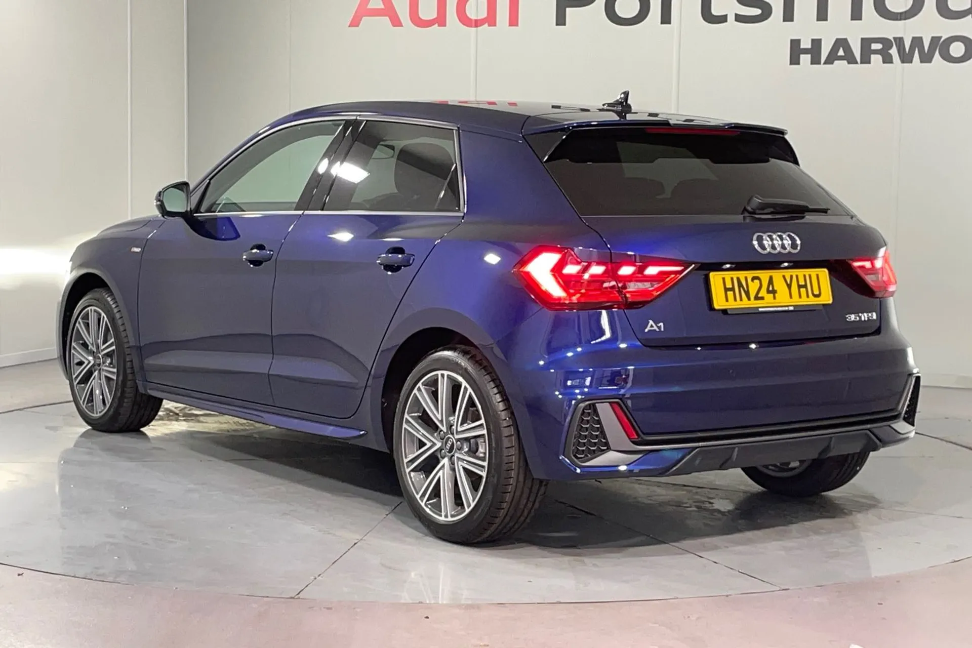 Audi A1 thumbnail image number 7