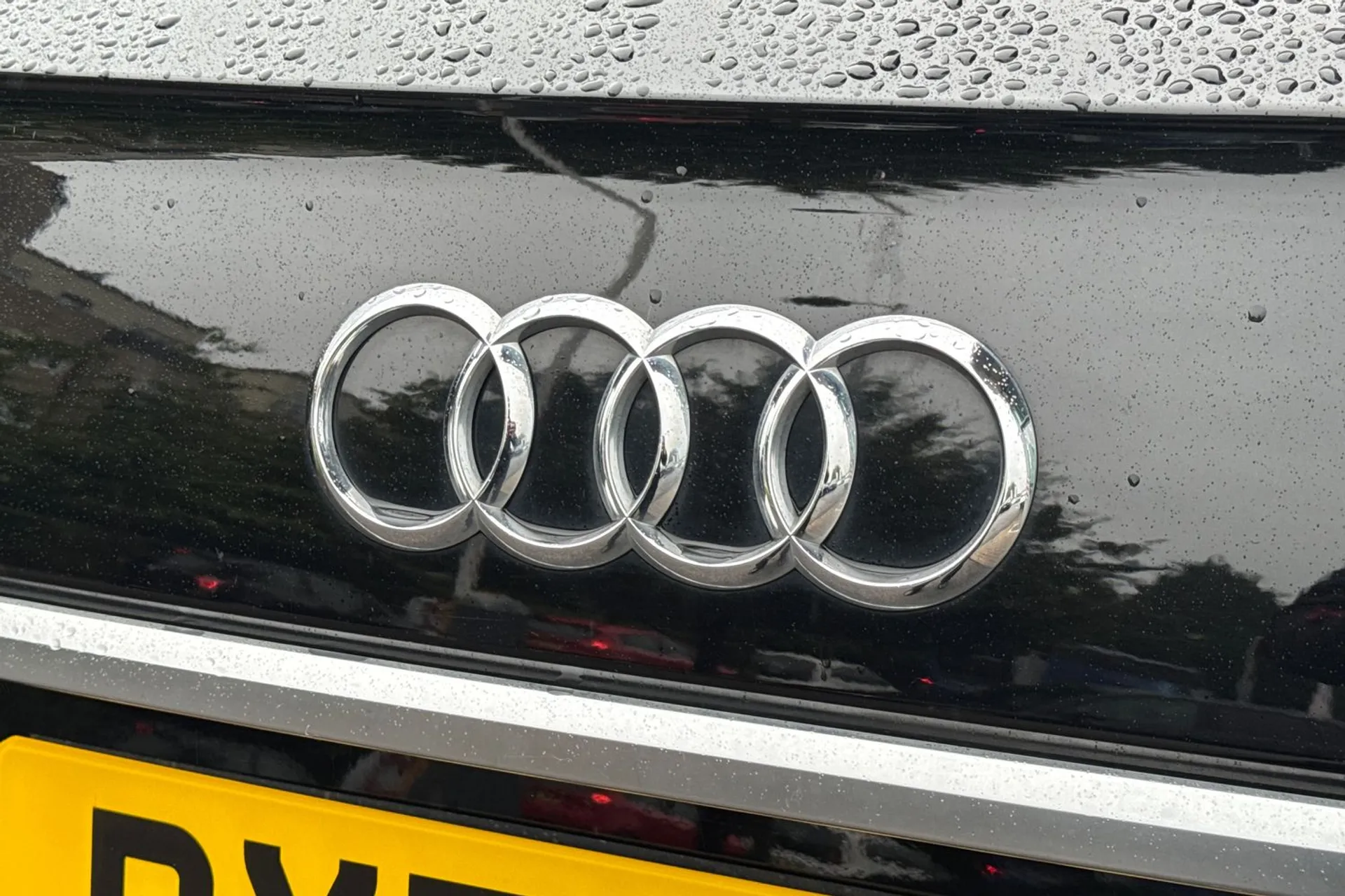 Audi Q5 thumbnail image number 50