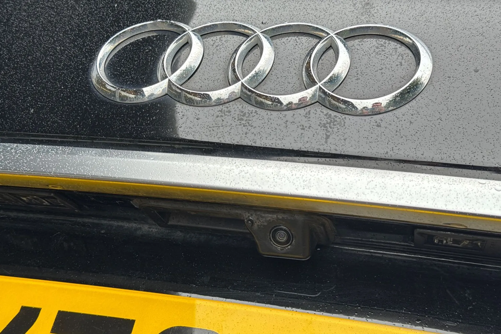 Audi Q5 thumbnail image number 20