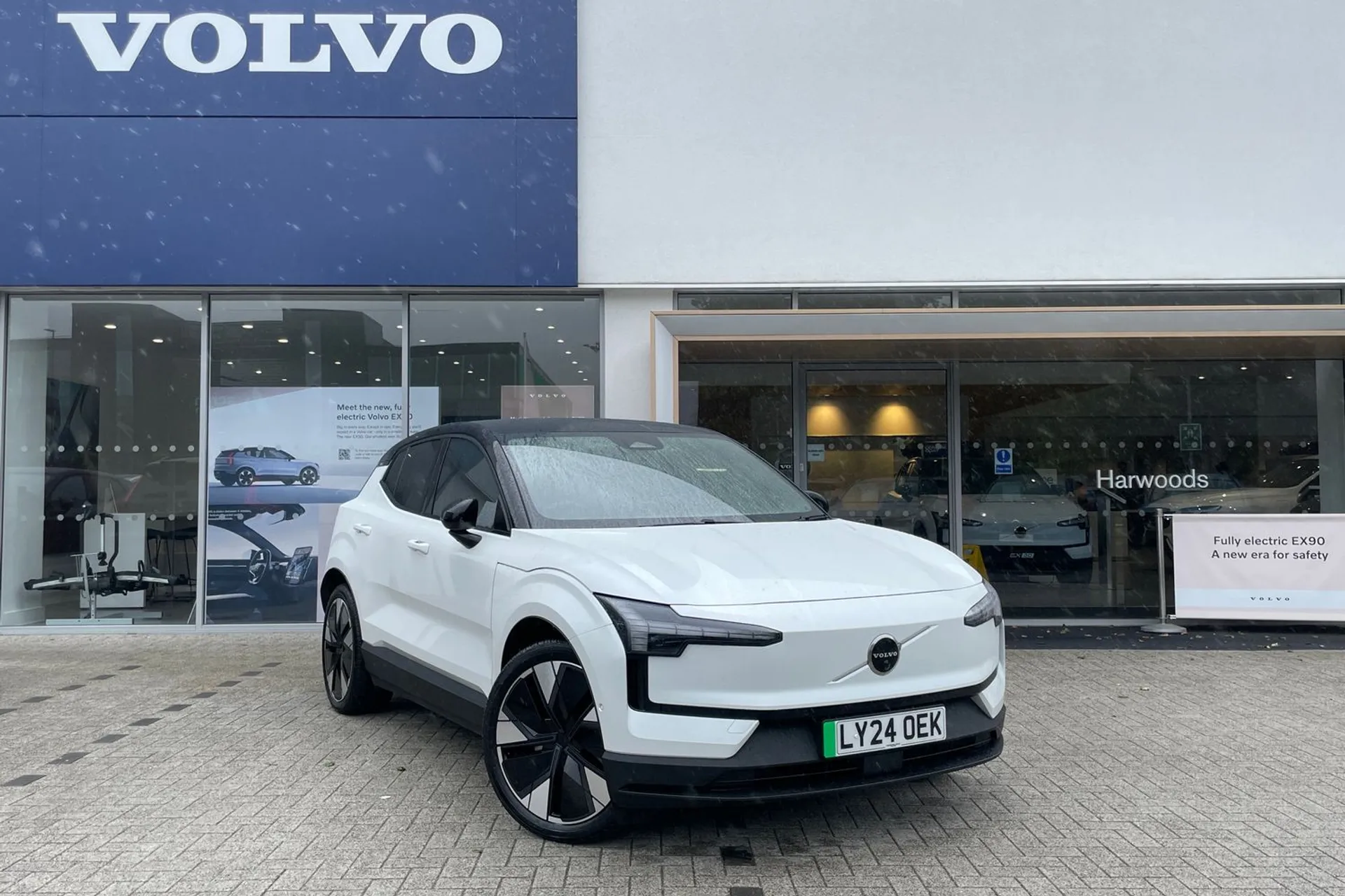 Volvo EX30 focused image