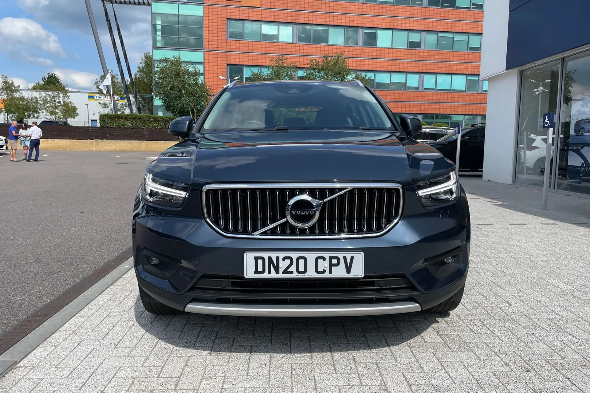 Volvo XC40 thumbnail image number 11