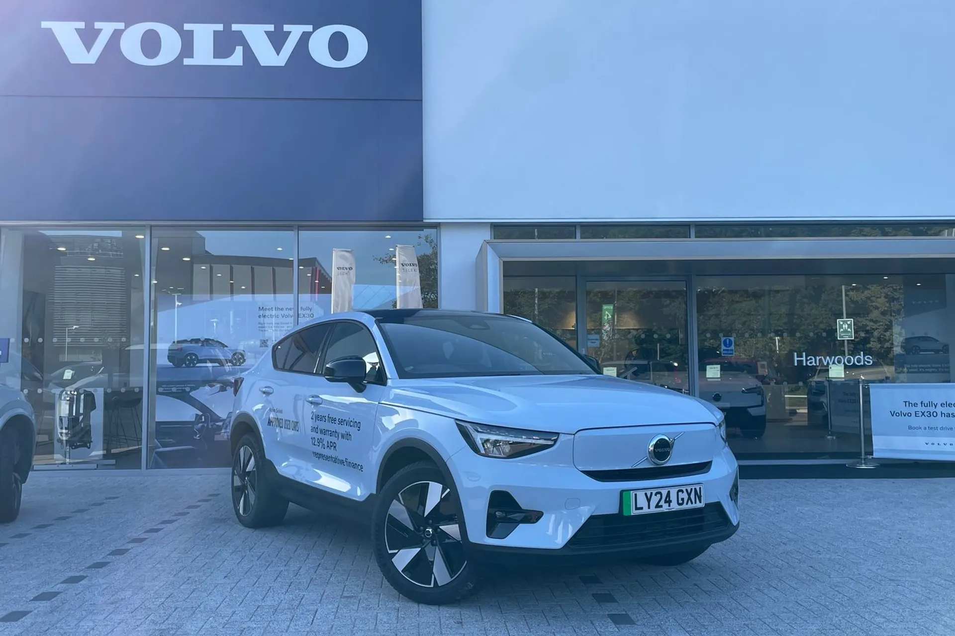 Volvo C40 focused image