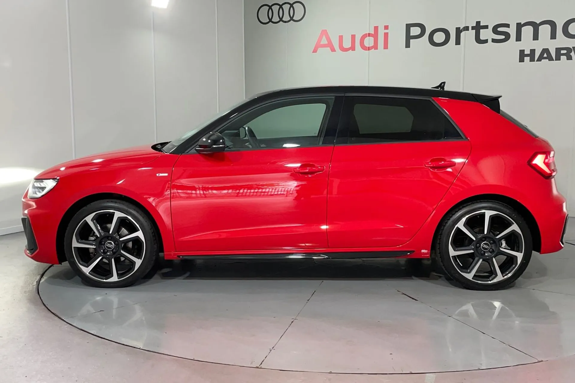 Audi A1 thumbnail image number 12