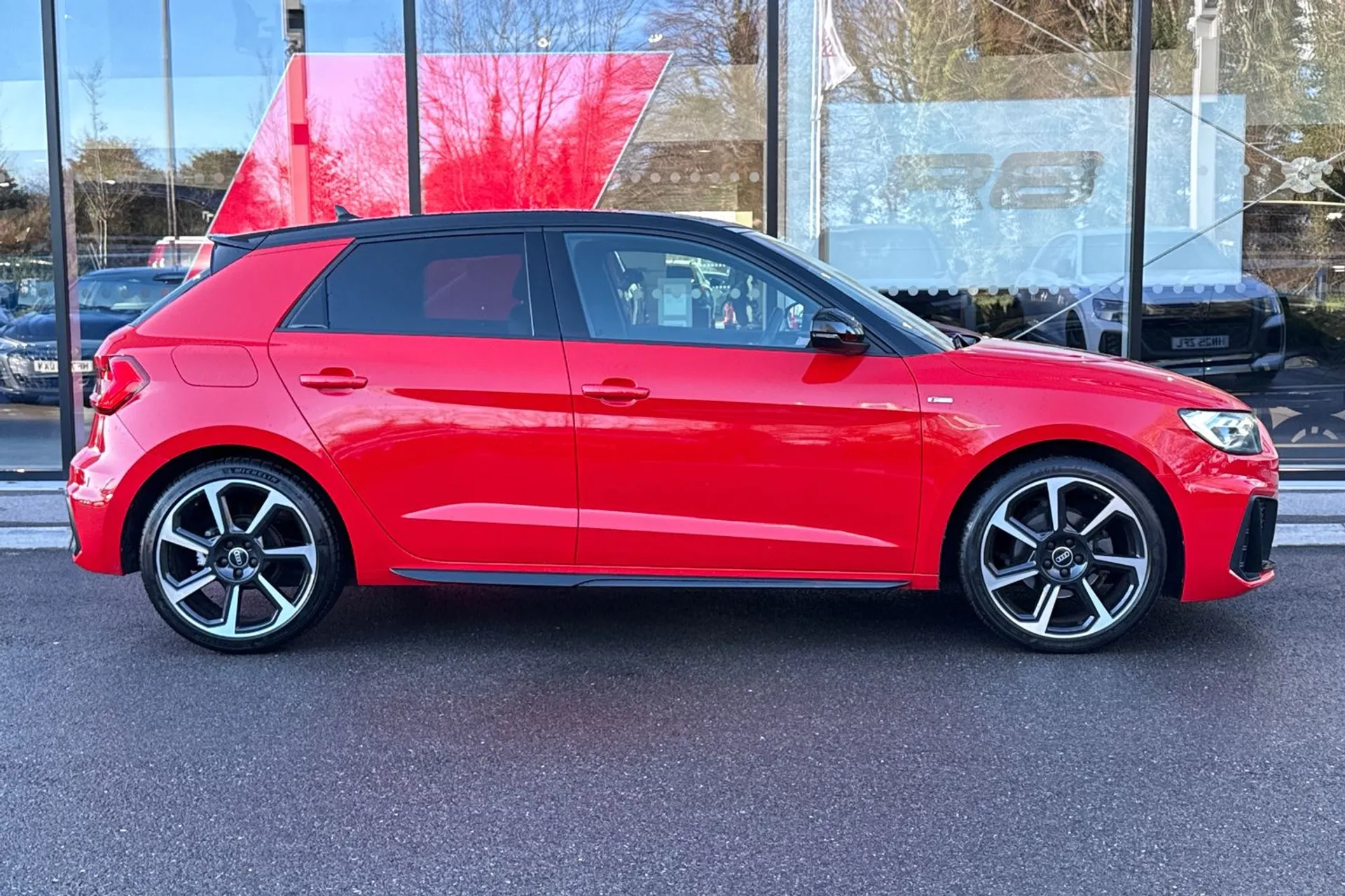 Audi A1 thumbnail image number 2