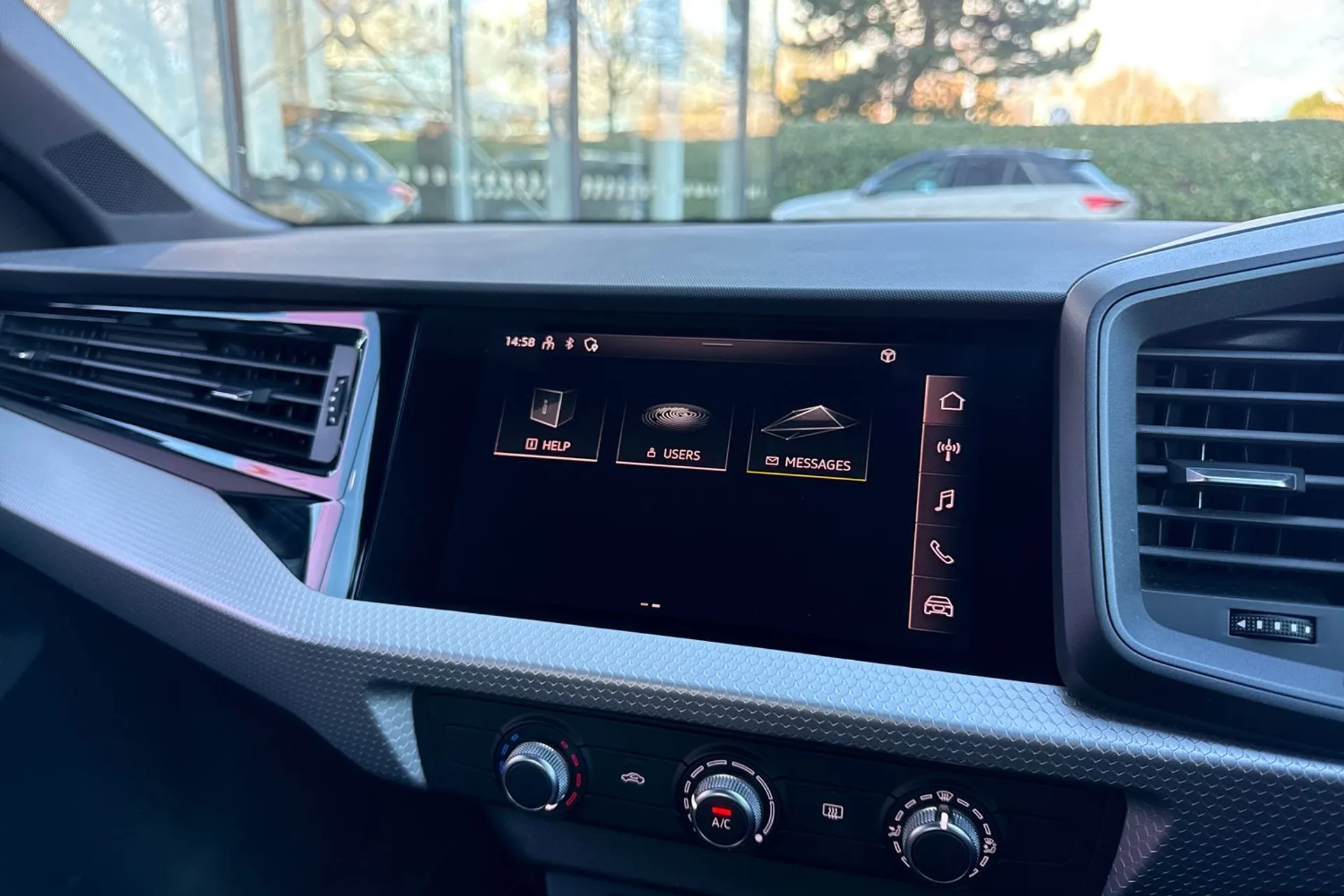 Audi A1 thumbnail image number 25