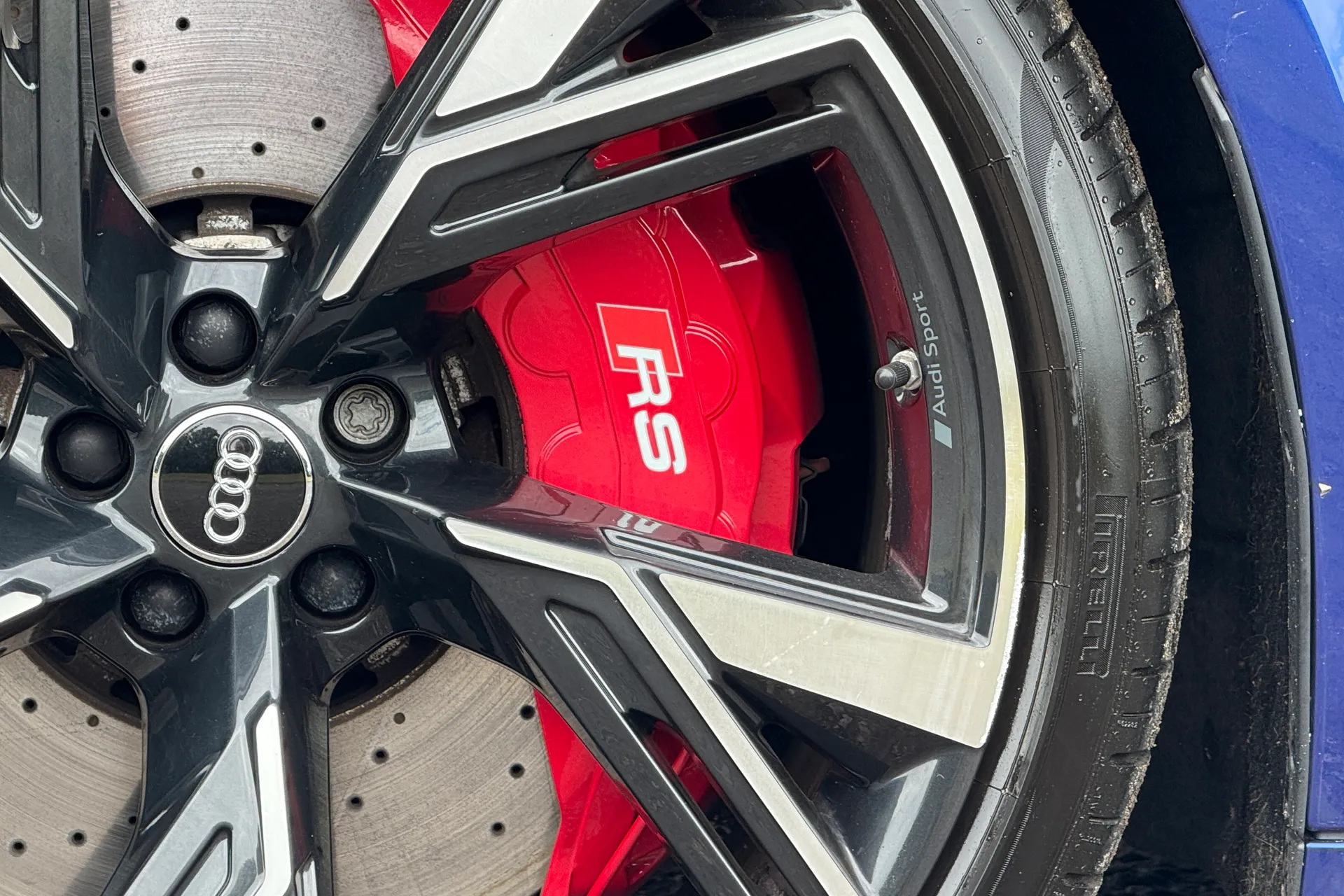 Audi RS6 thumbnail image number 6