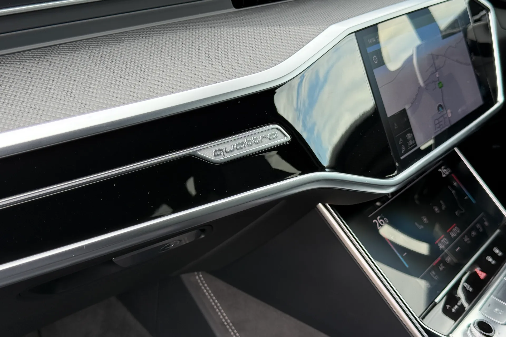 Audi RS6 thumbnail image number 31