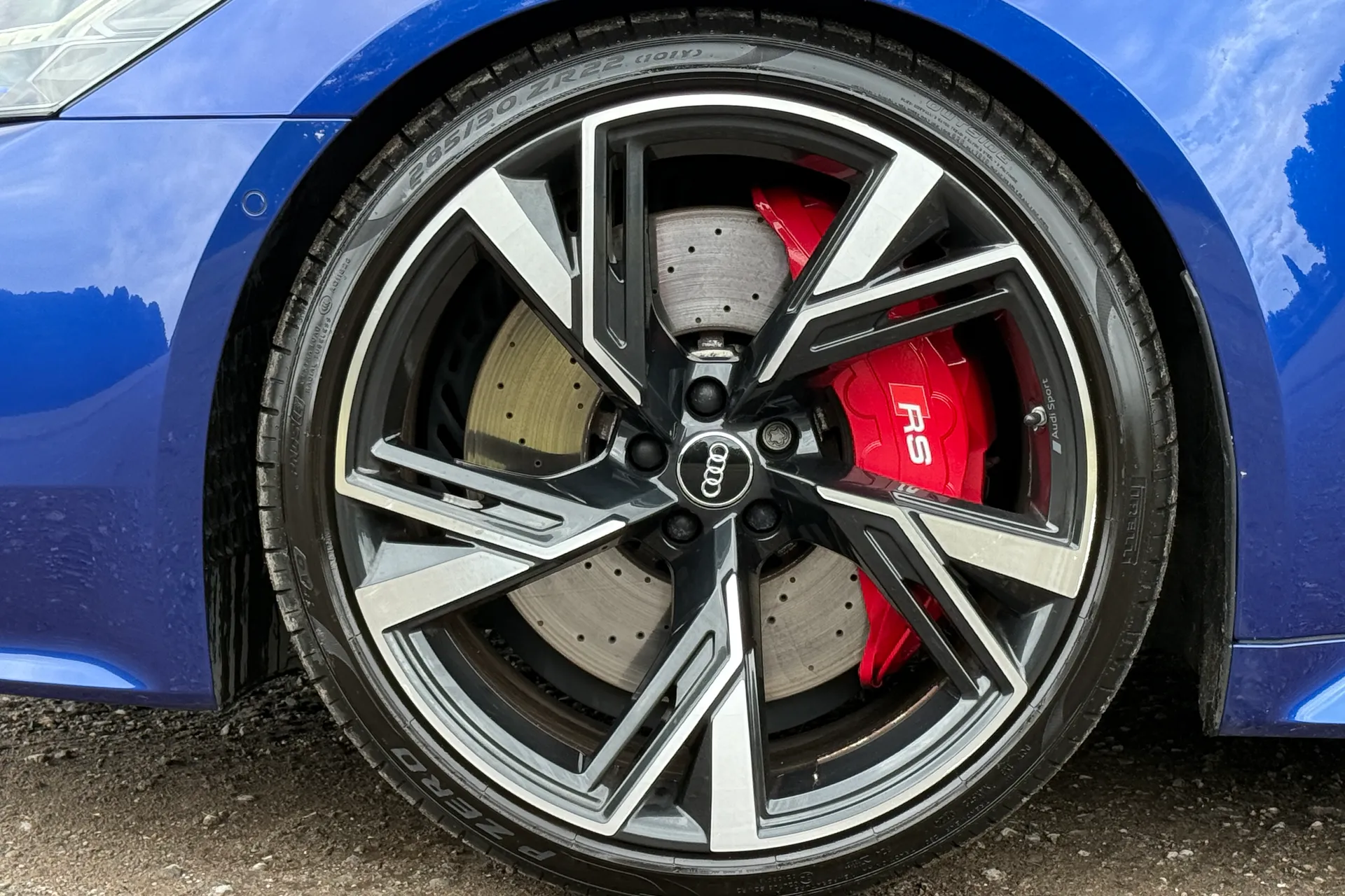 Audi RS6 thumbnail image number 5