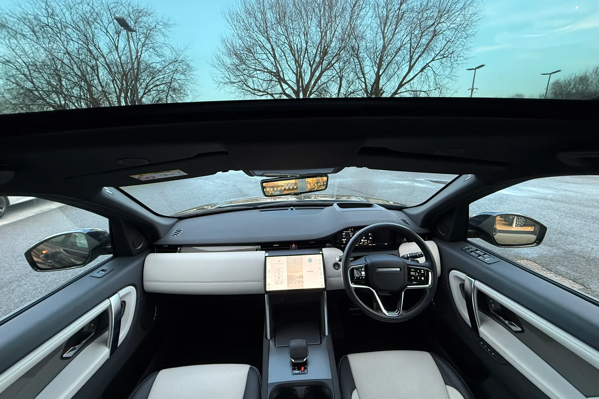 LAND ROVER DISCOVERY SPORT thumbnail image number 9