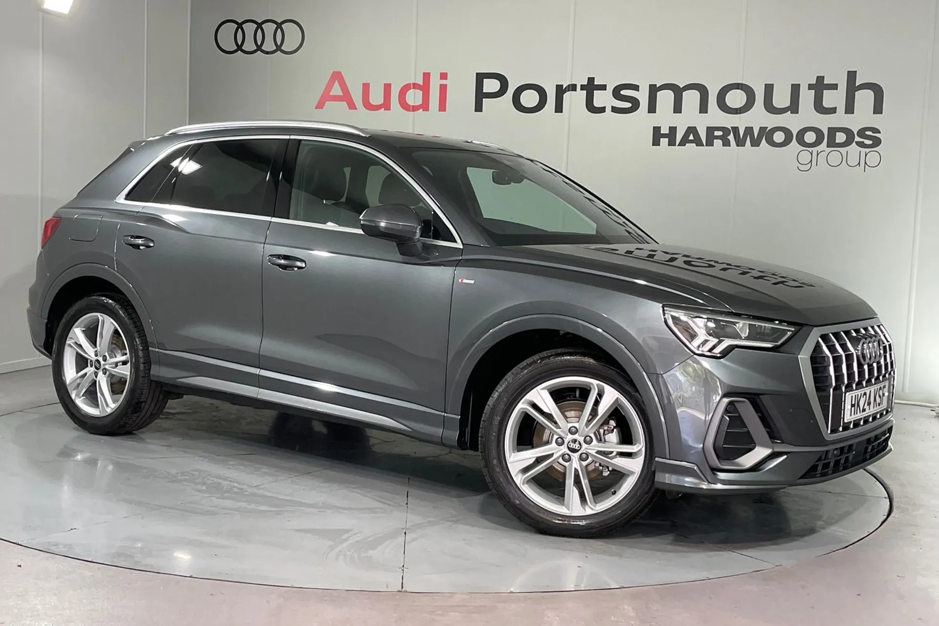 Audi Q3 focused image