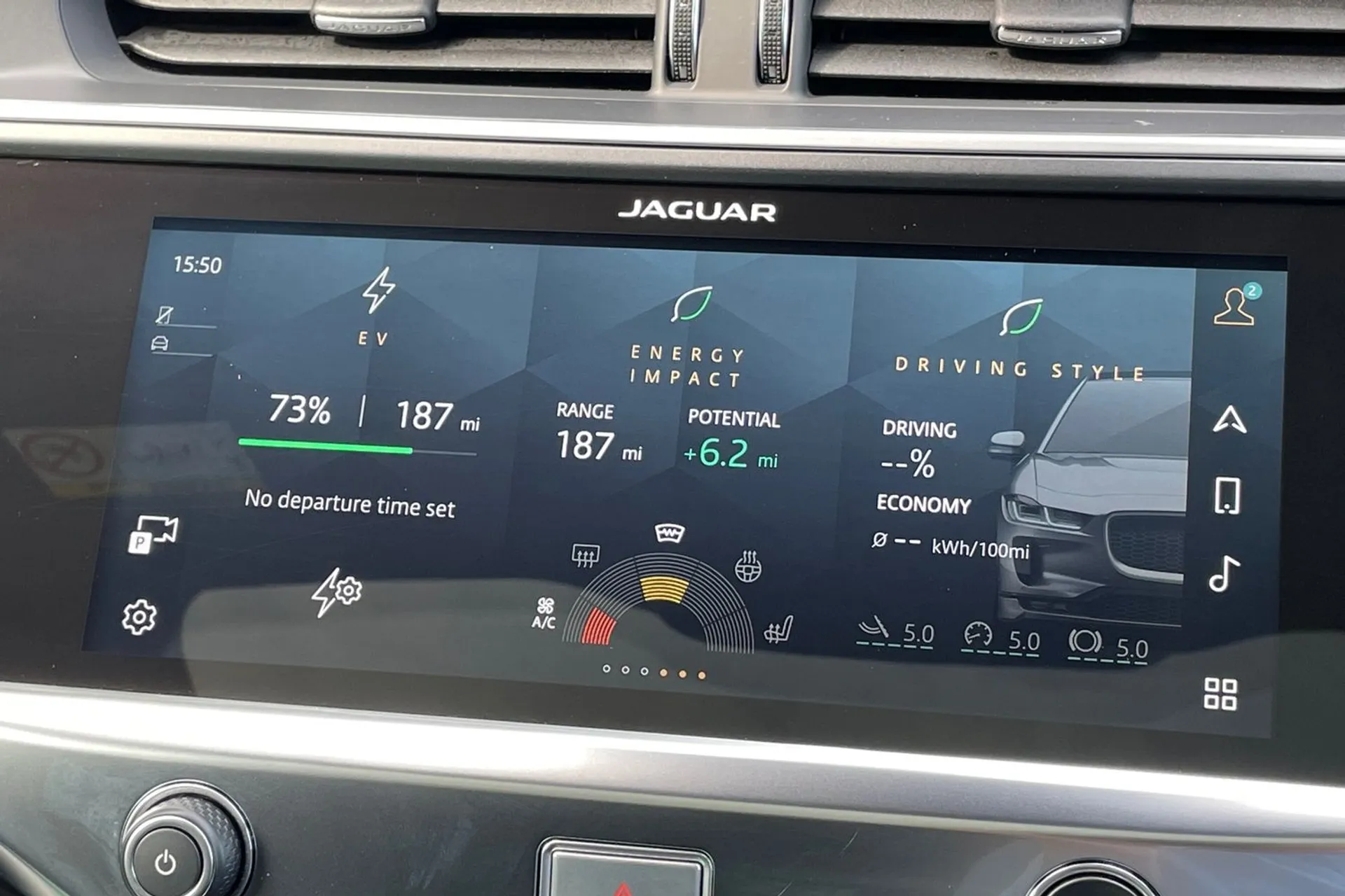 Jaguar I-PACE thumbnail image number 5