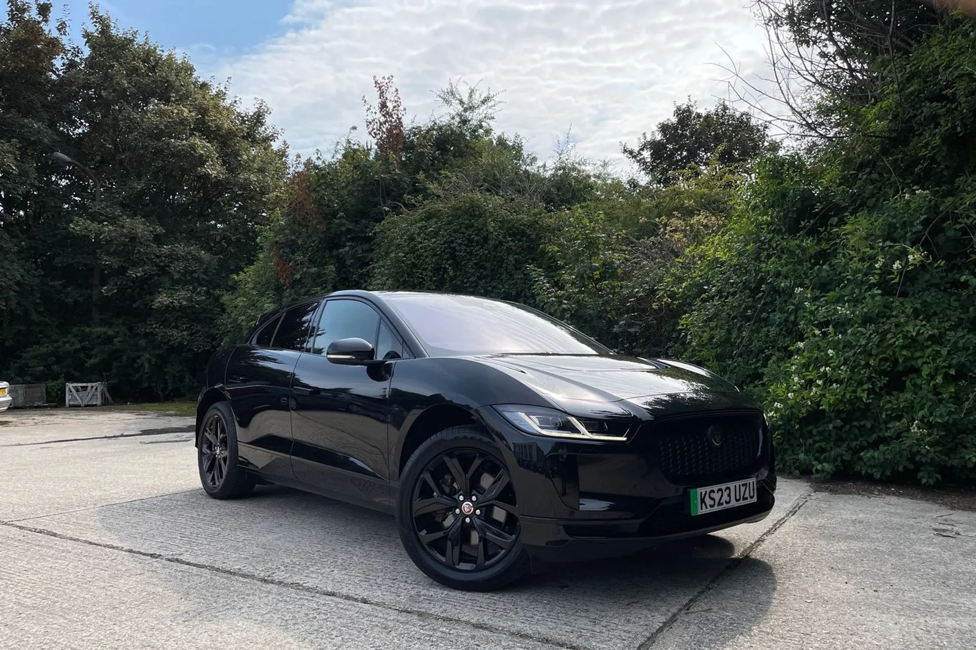 Jaguar I-PACE focused image