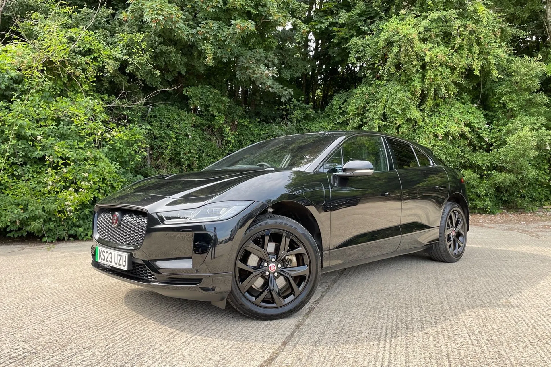 Jaguar I-PACE thumbnail image number 11