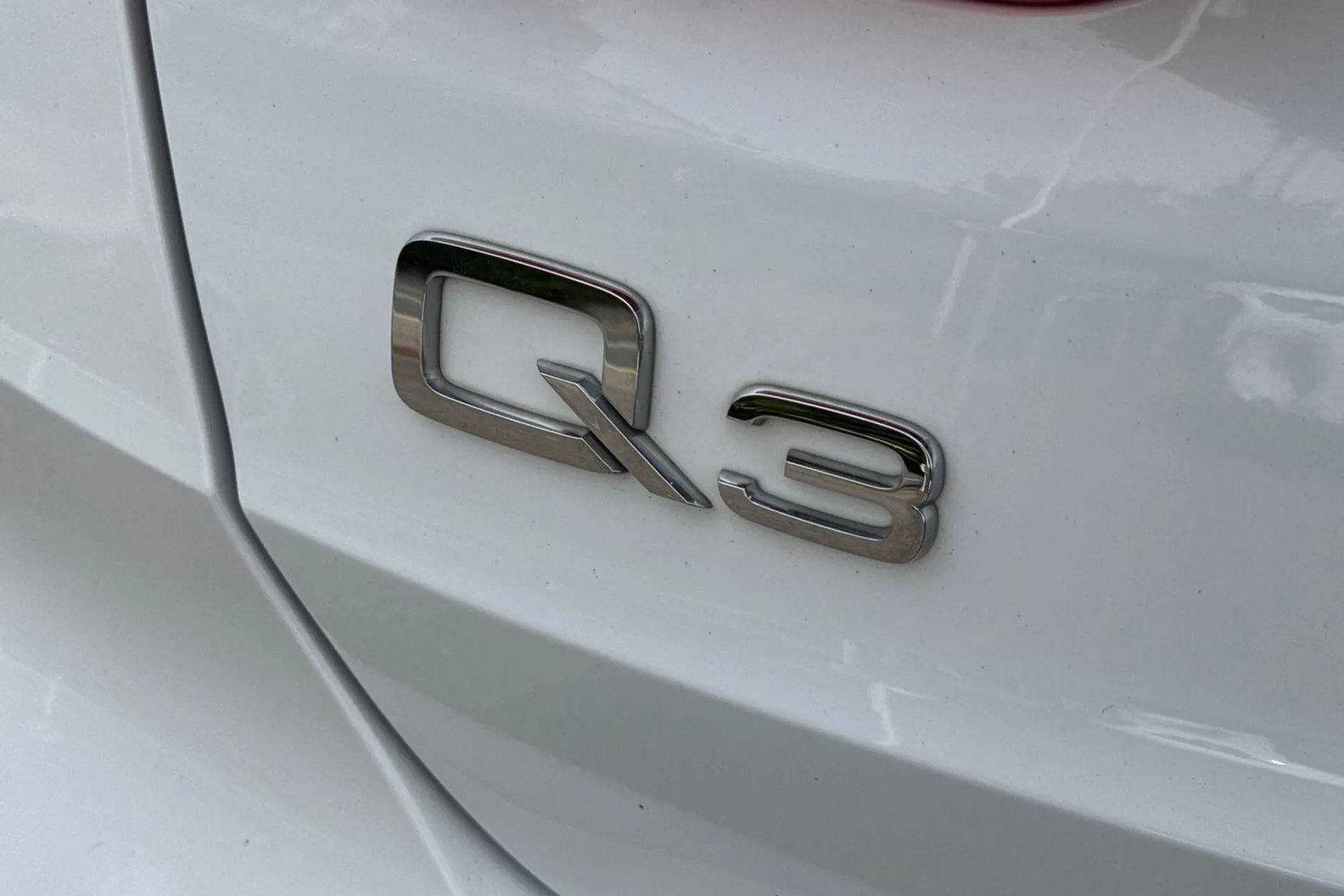 Audi Q3 thumbnail image number 49