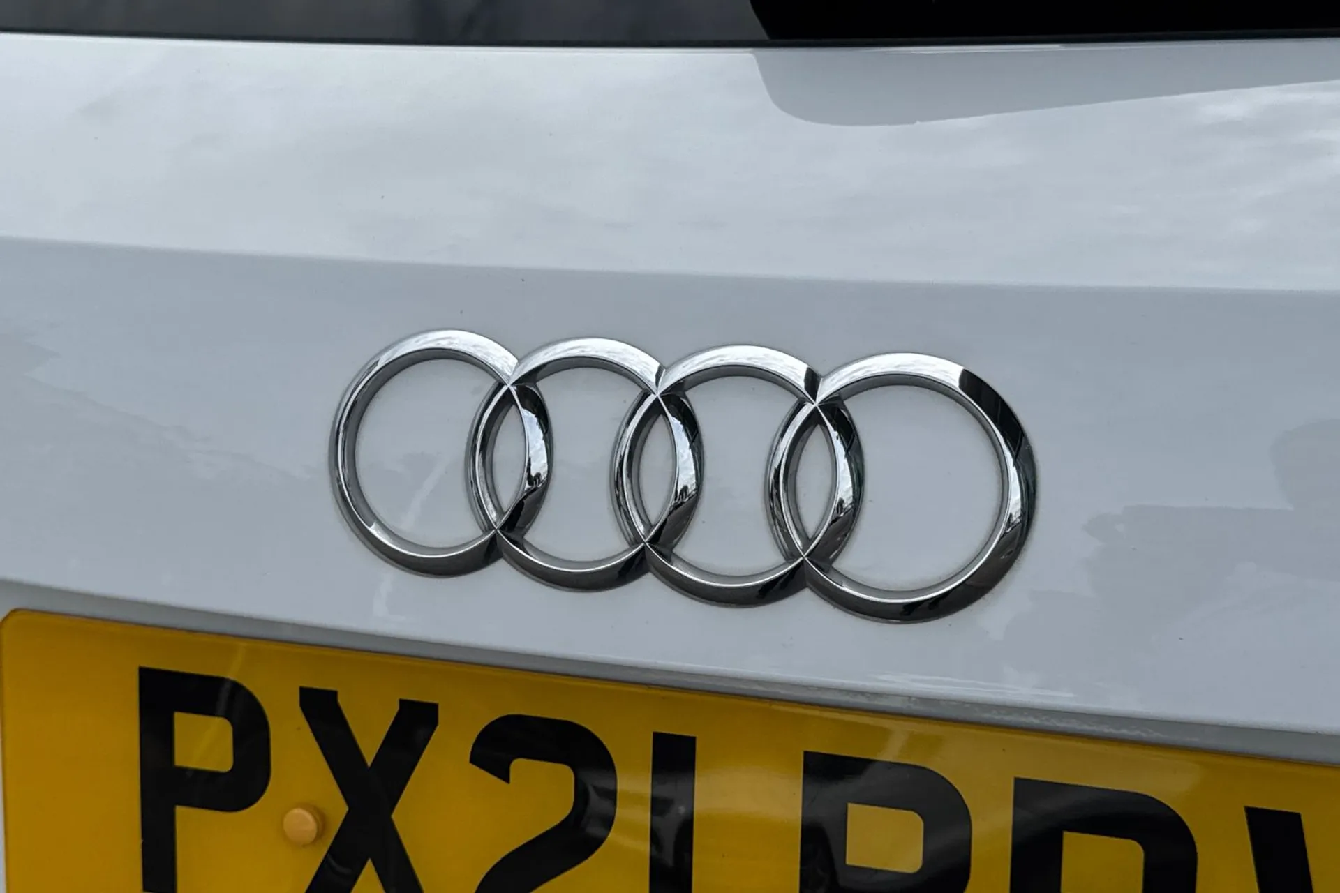 Audi Q3 thumbnail image number 50