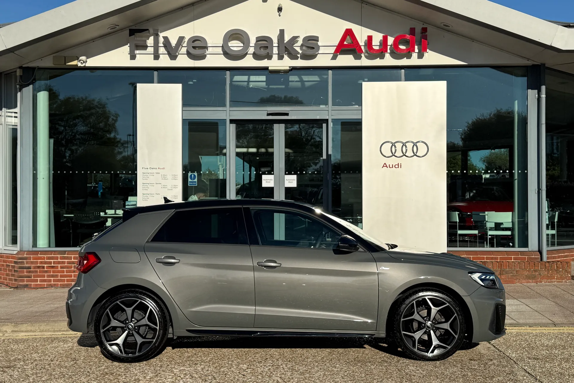 Audi A1 thumbnail image number 2