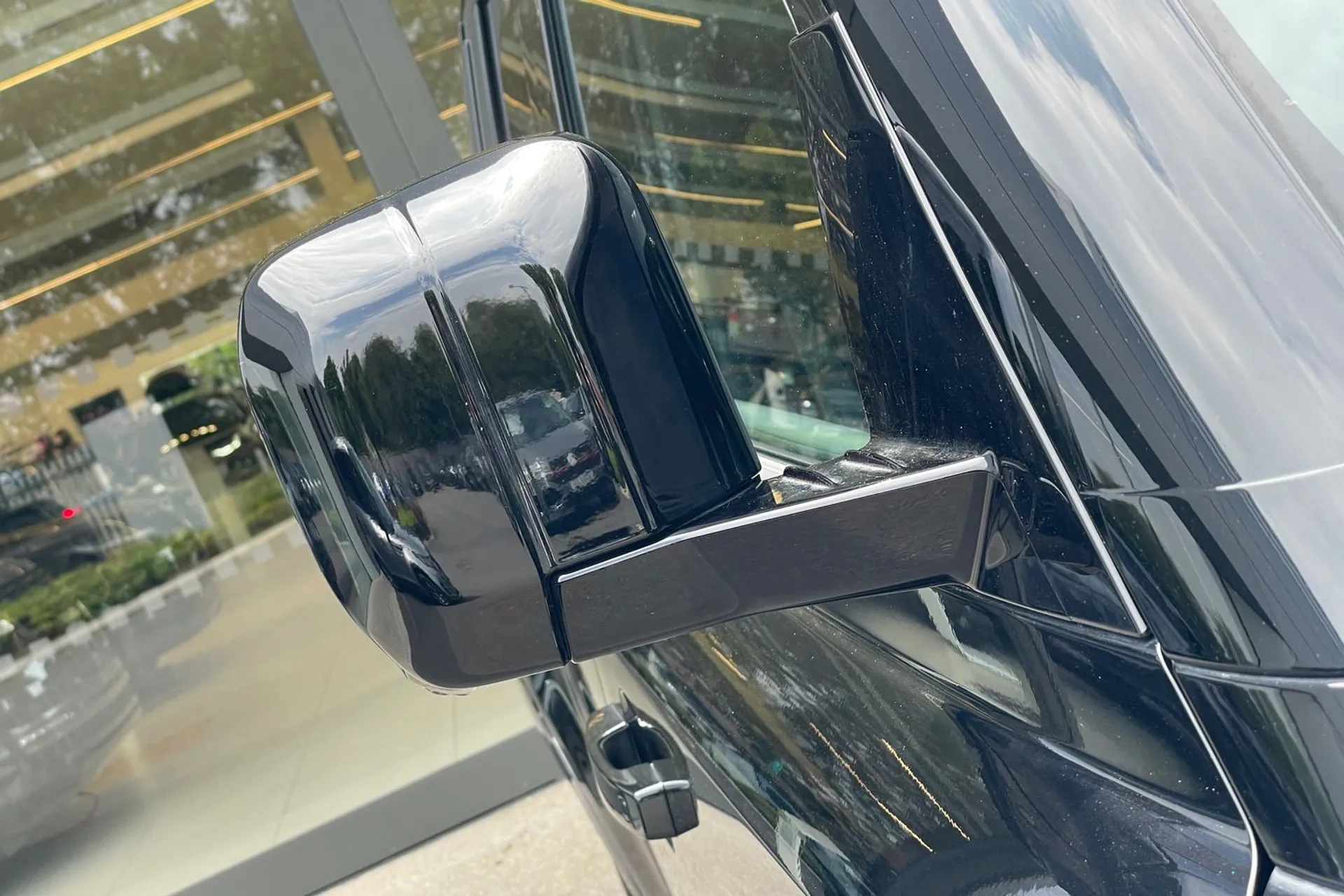 LAND ROVER DEFENDER thumbnail image number 55