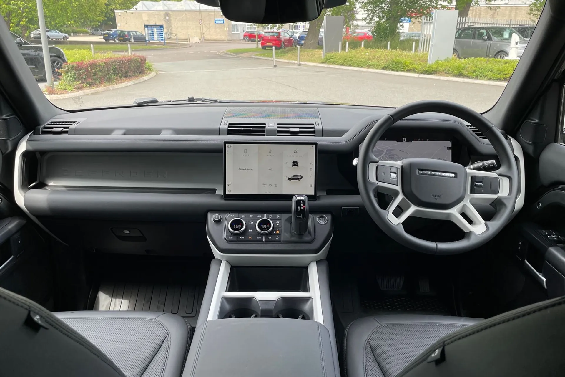 LAND ROVER DEFENDER thumbnail image number 3