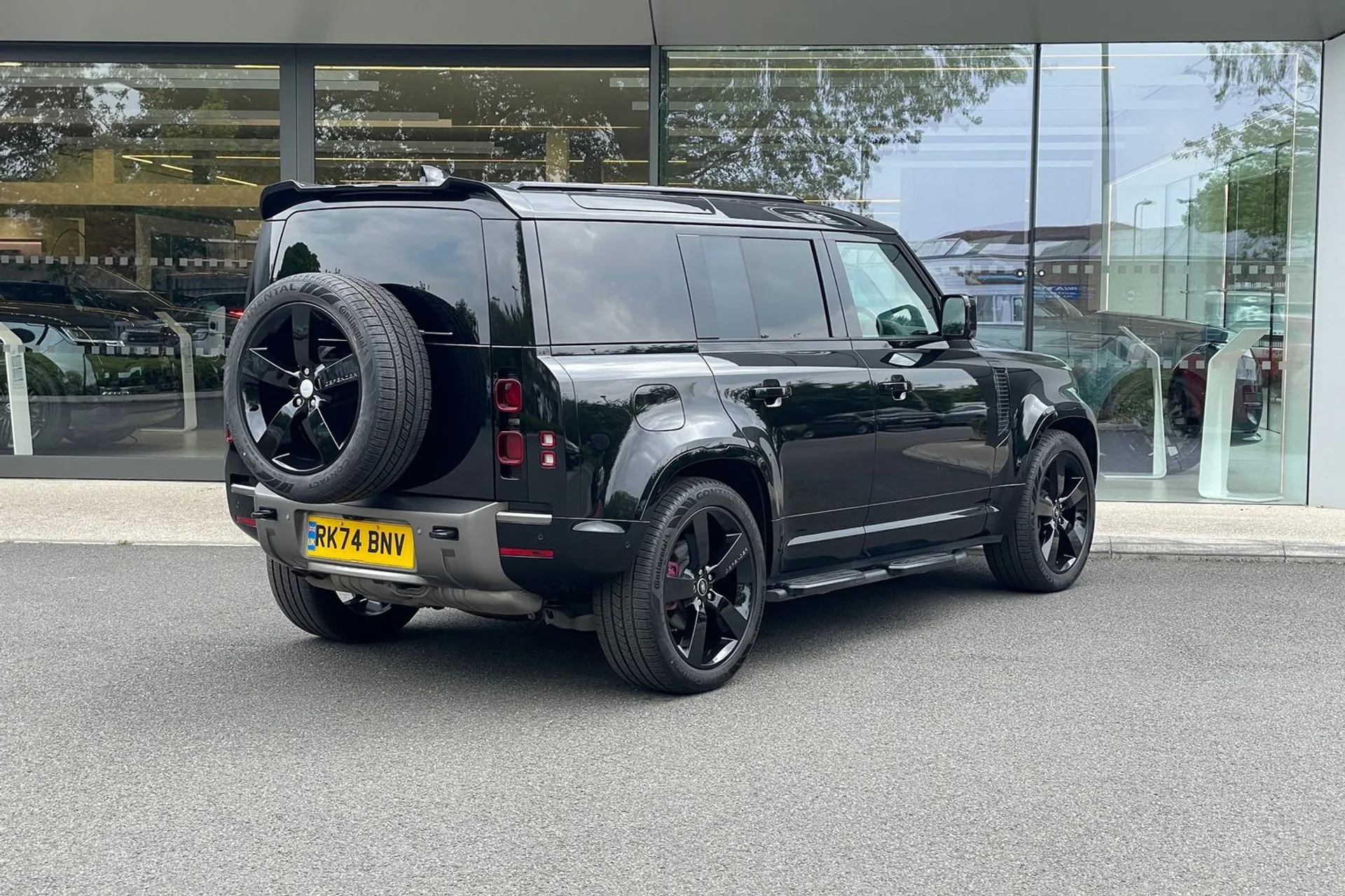 LAND ROVER DEFENDER thumbnail image number 7