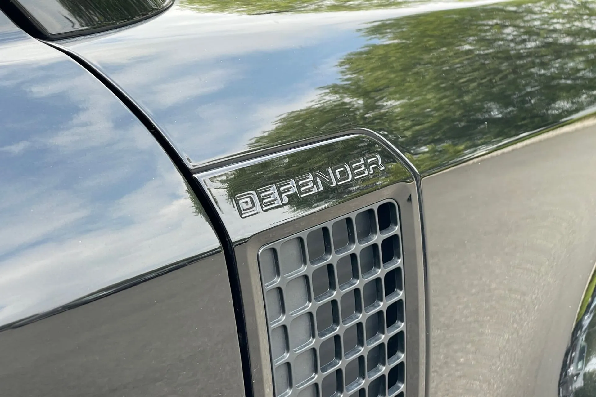 LAND ROVER DEFENDER thumbnail image number 60
