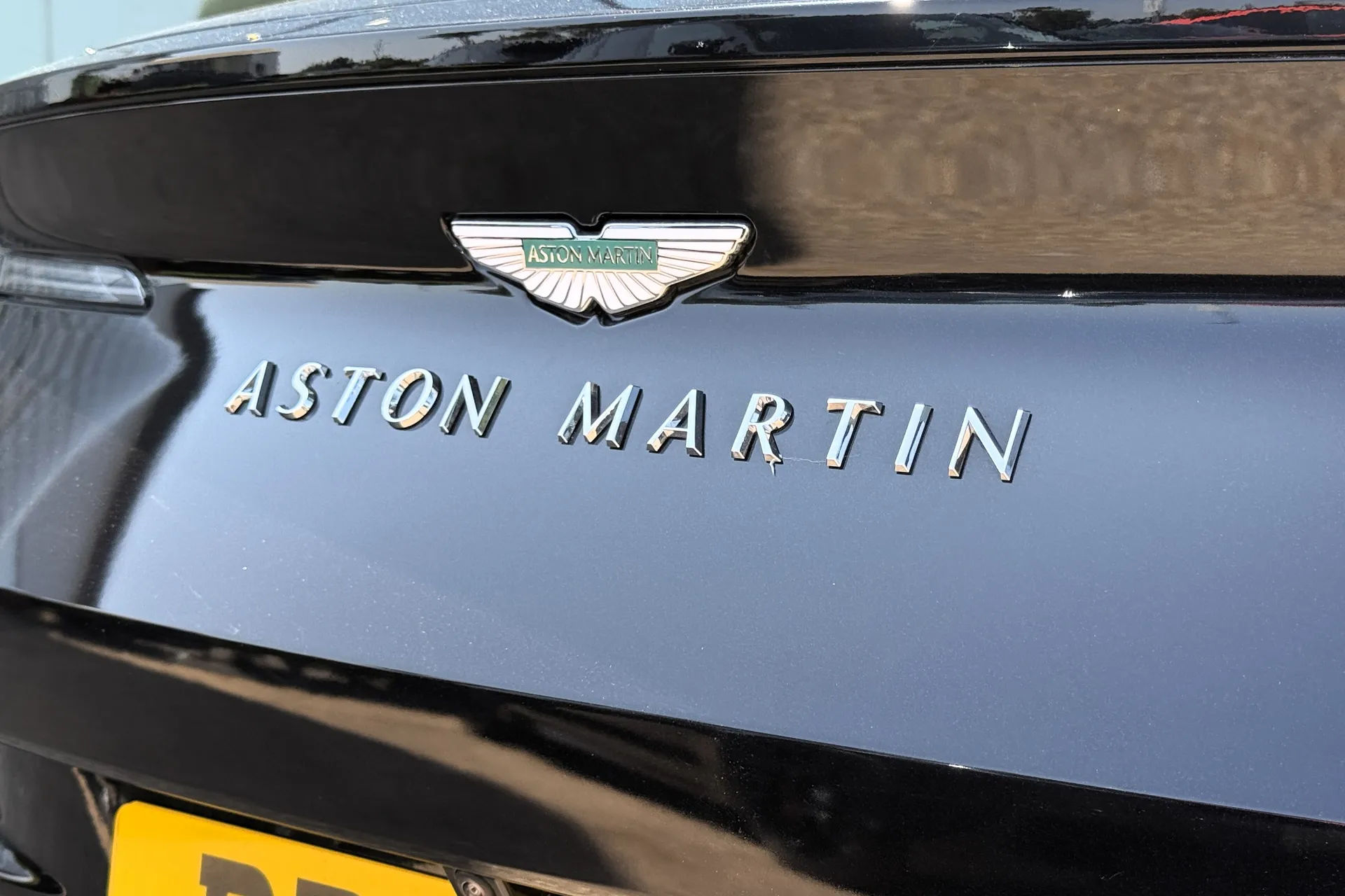 Aston Martin DB12 thumbnail image number 5