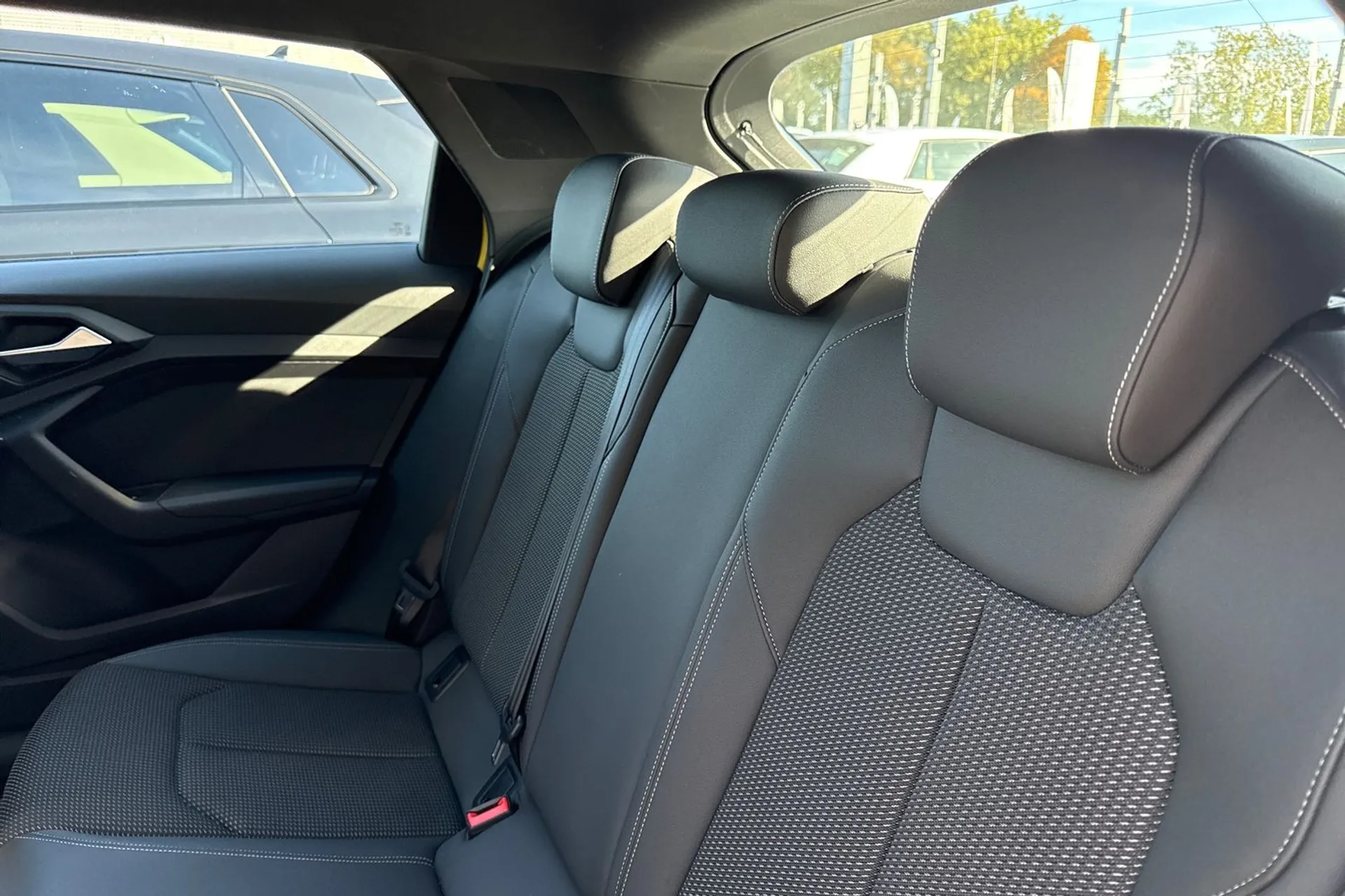 Audi A1 thumbnail image number 36