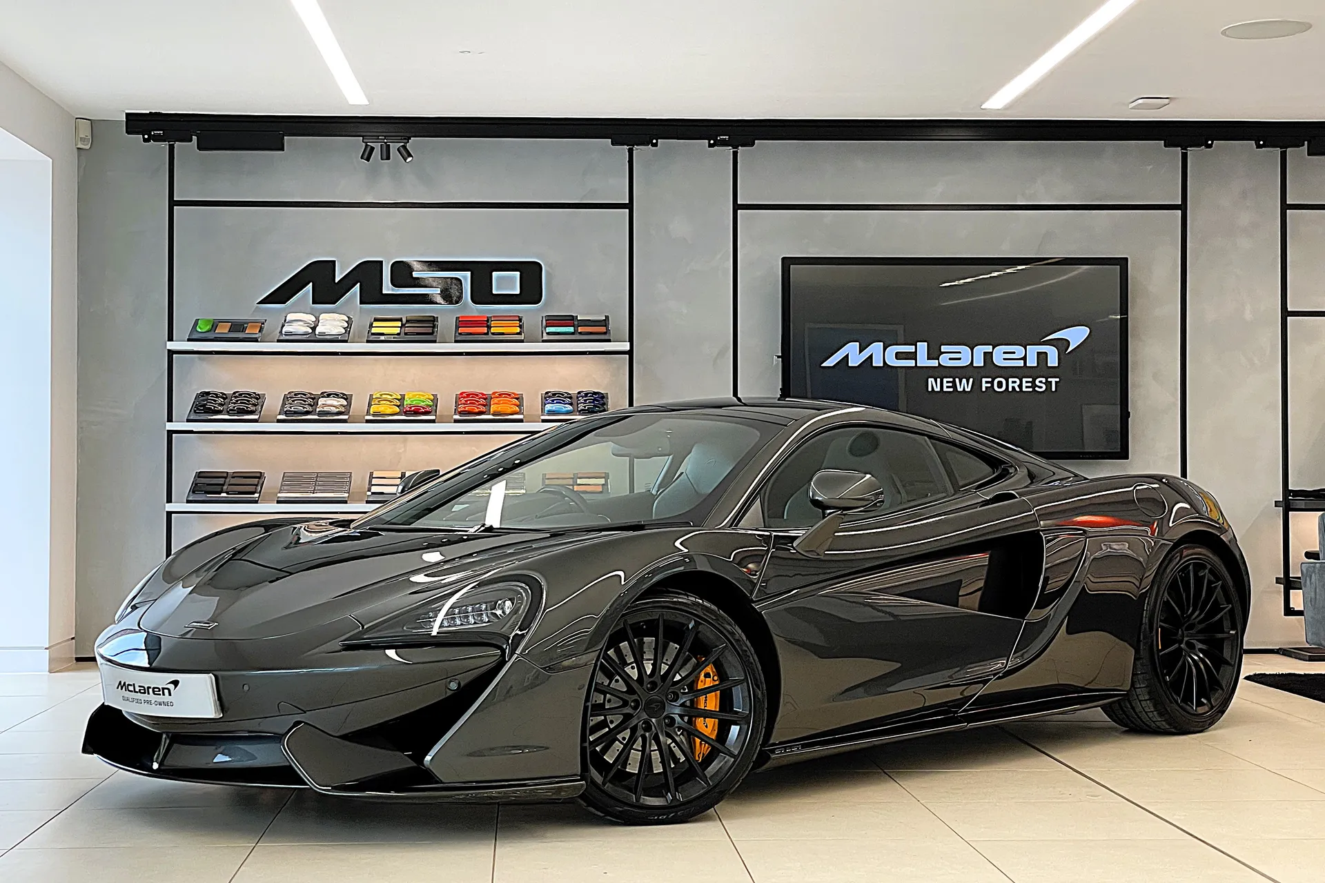 McLaren 570GT COUPE S-A thumbnail image number 5