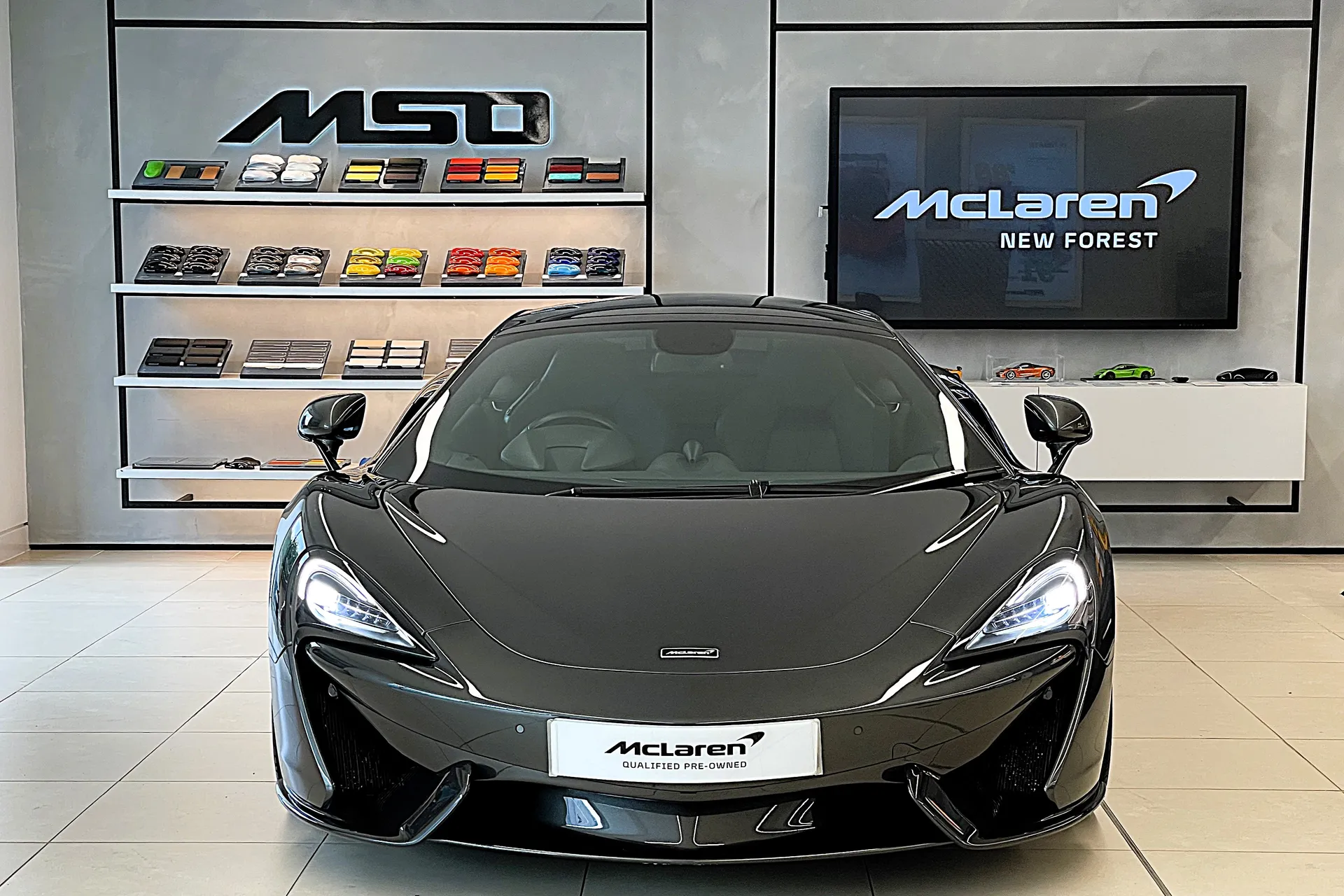 McLaren 570GT COUPE S-A thumbnail image number 37