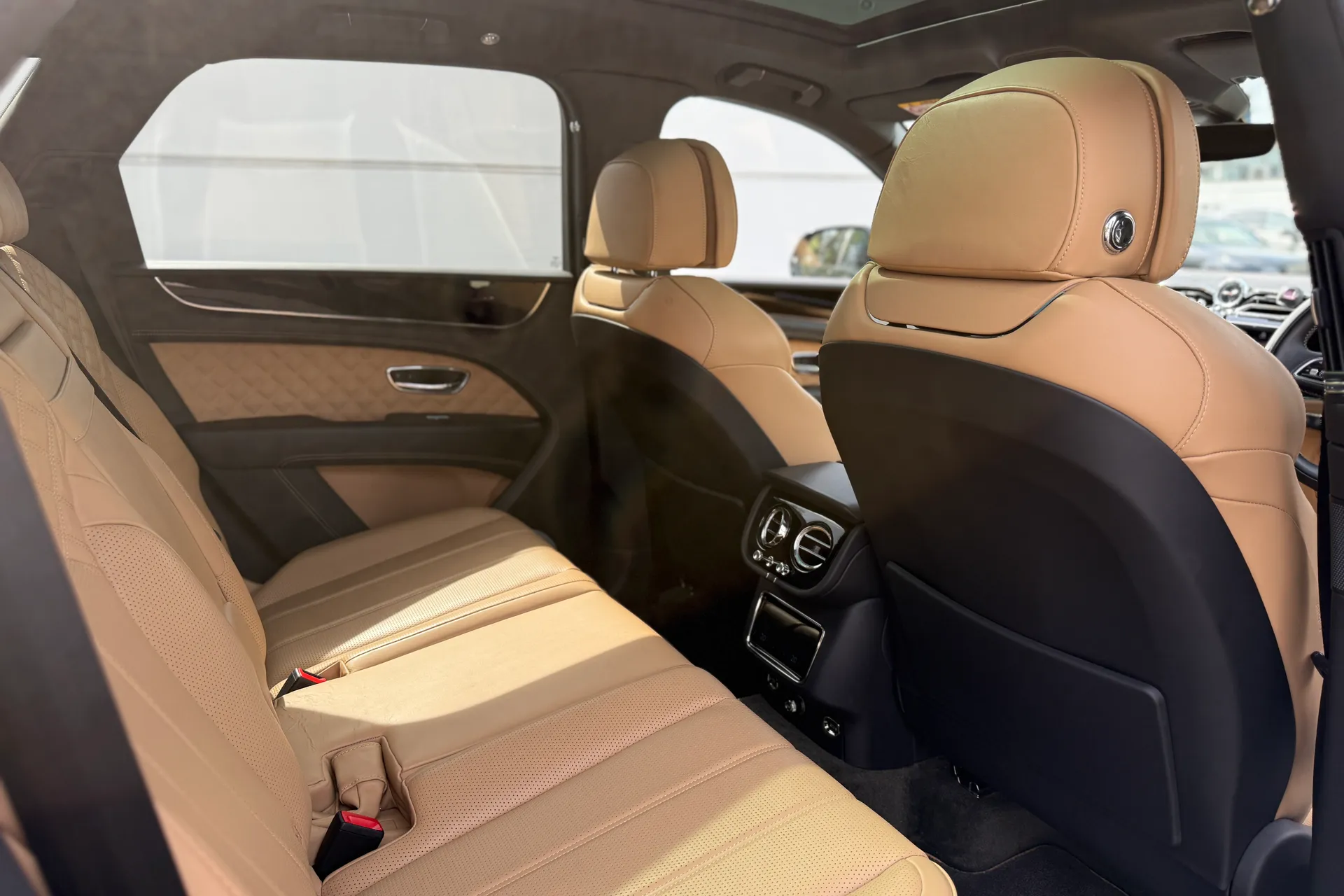 Bentley BENTAYGA thumbnail image number 20