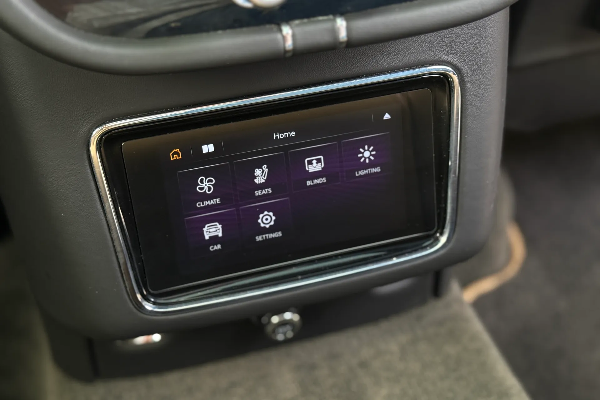 Bentley BENTAYGA thumbnail image number 28