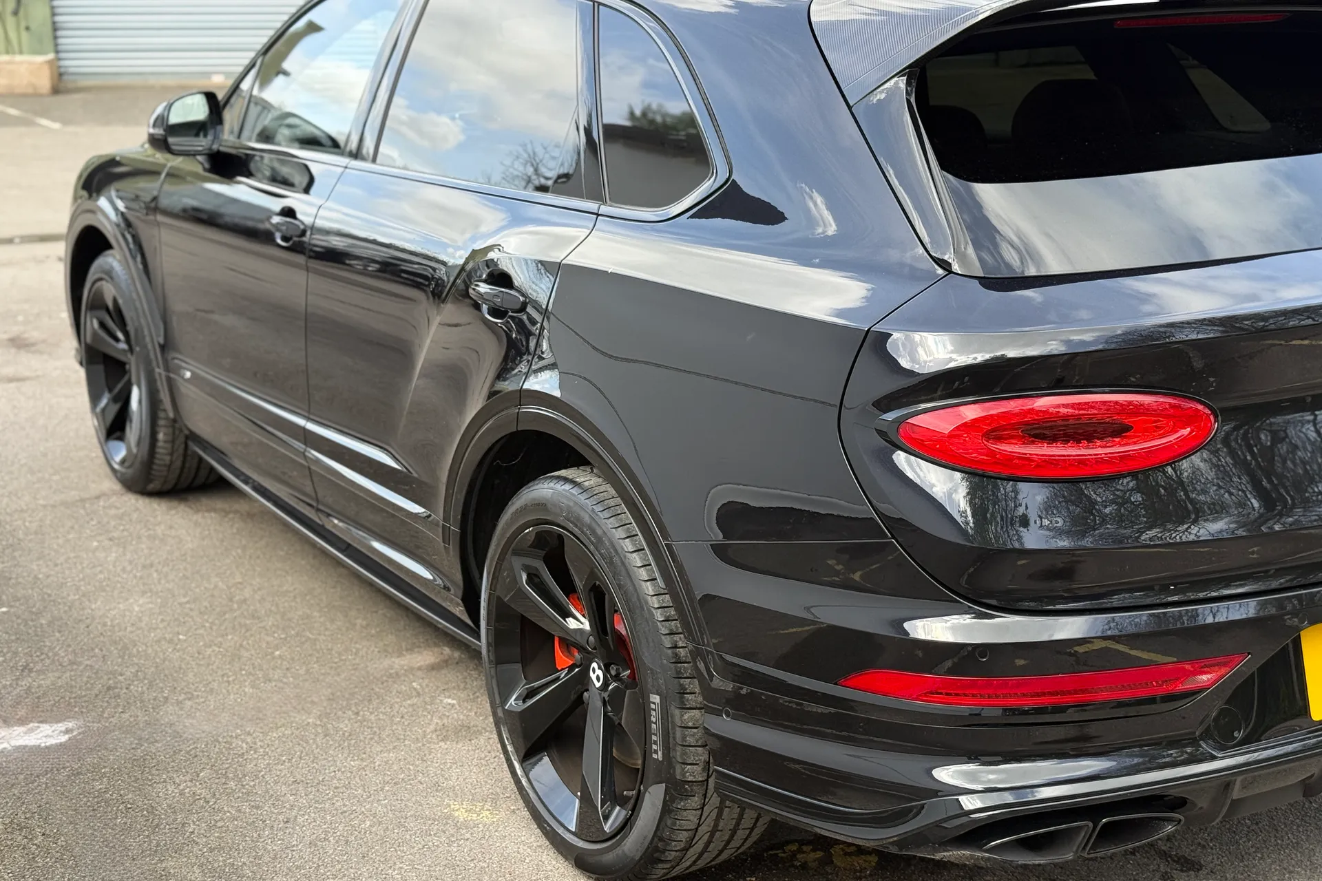 Bentley BENTAYGA thumbnail image number 34