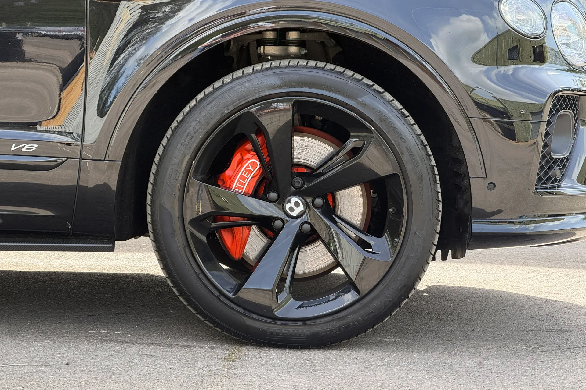 Bentley BENTAYGA thumbnail image number 6