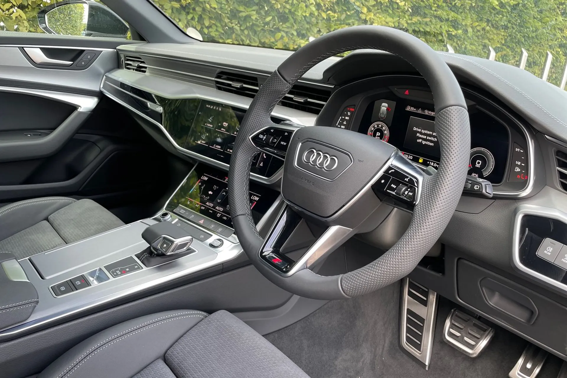 Audi A6 thumbnail image number 25