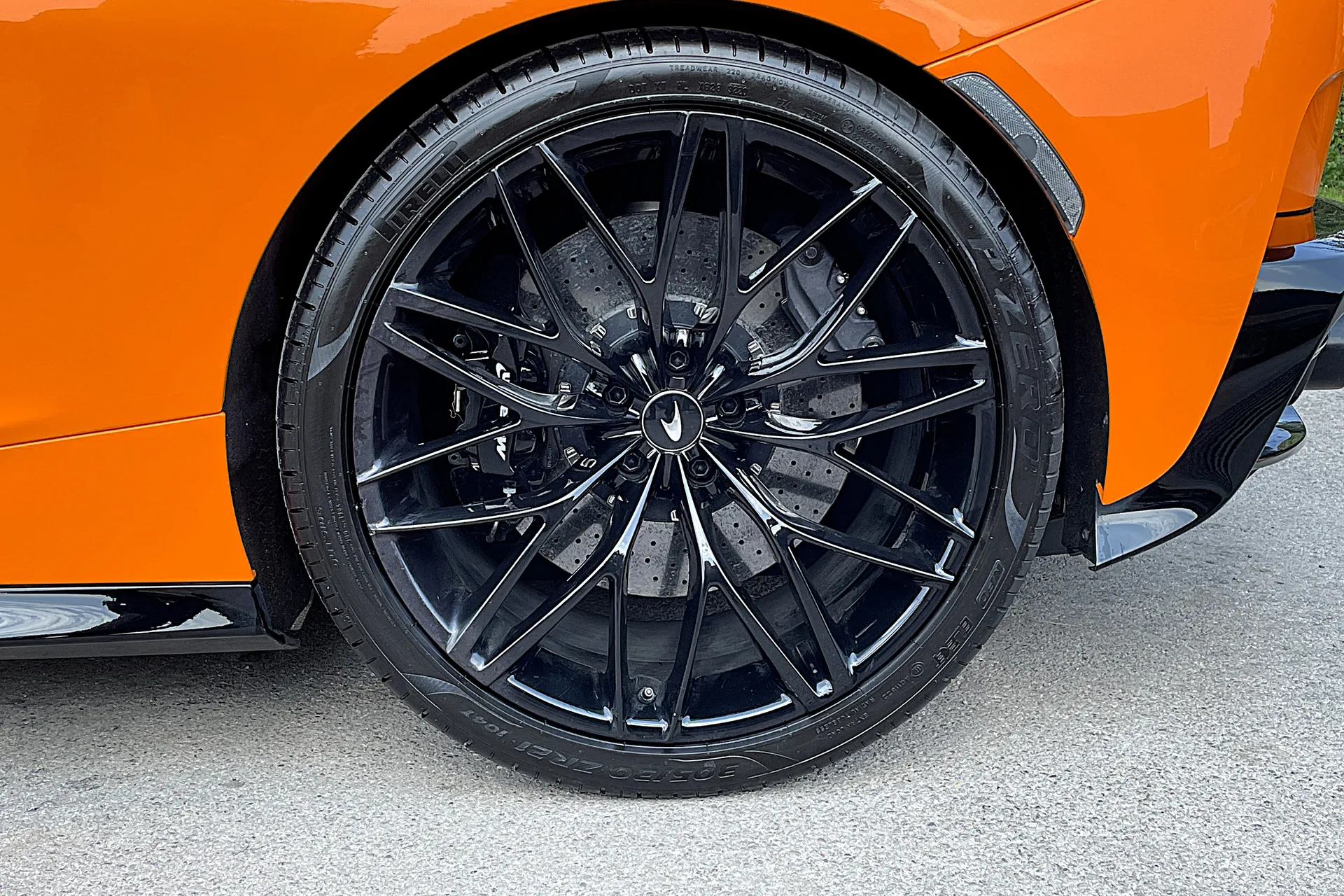 McLaren GT thumbnail image number 14