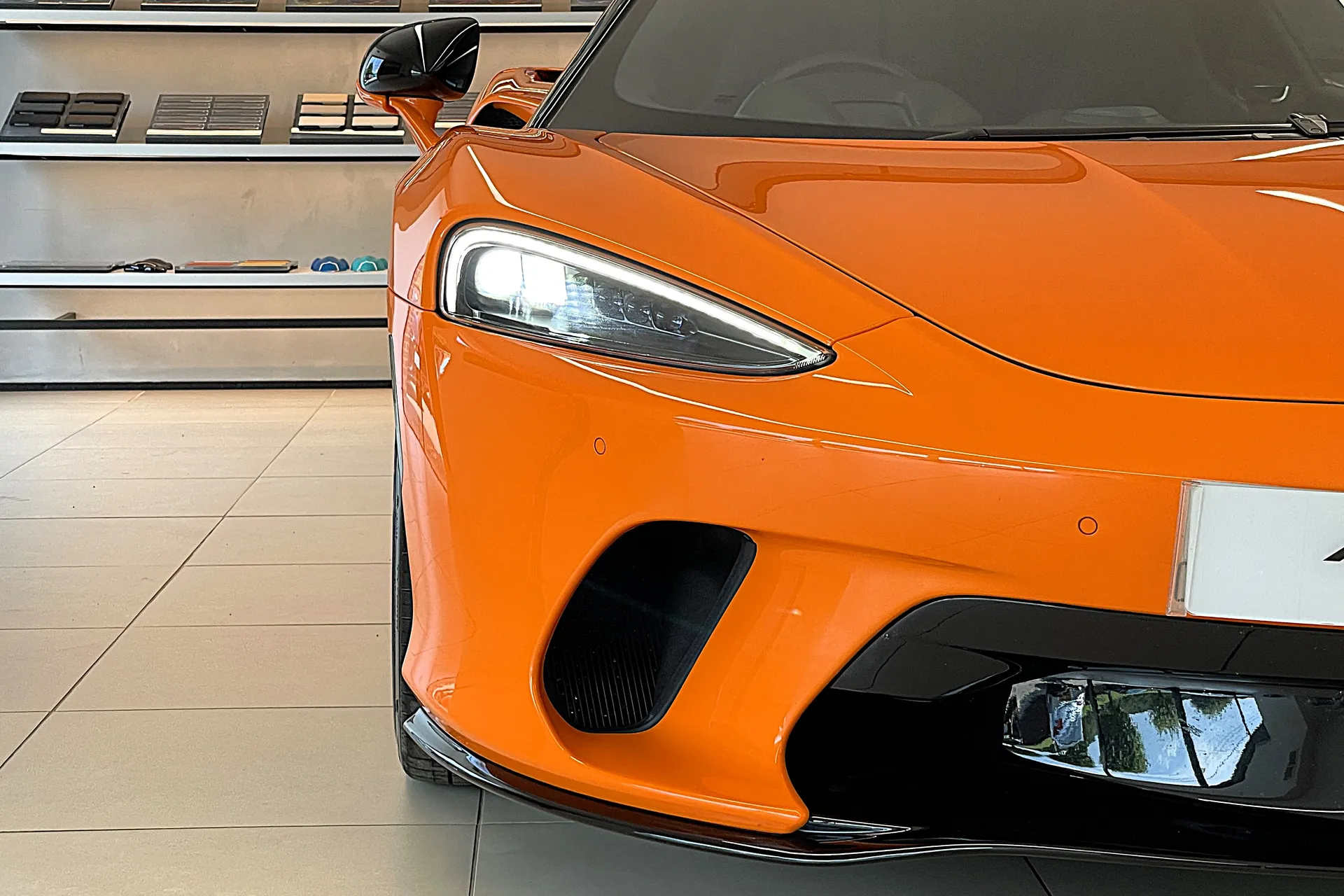 McLaren GT thumbnail image number 9