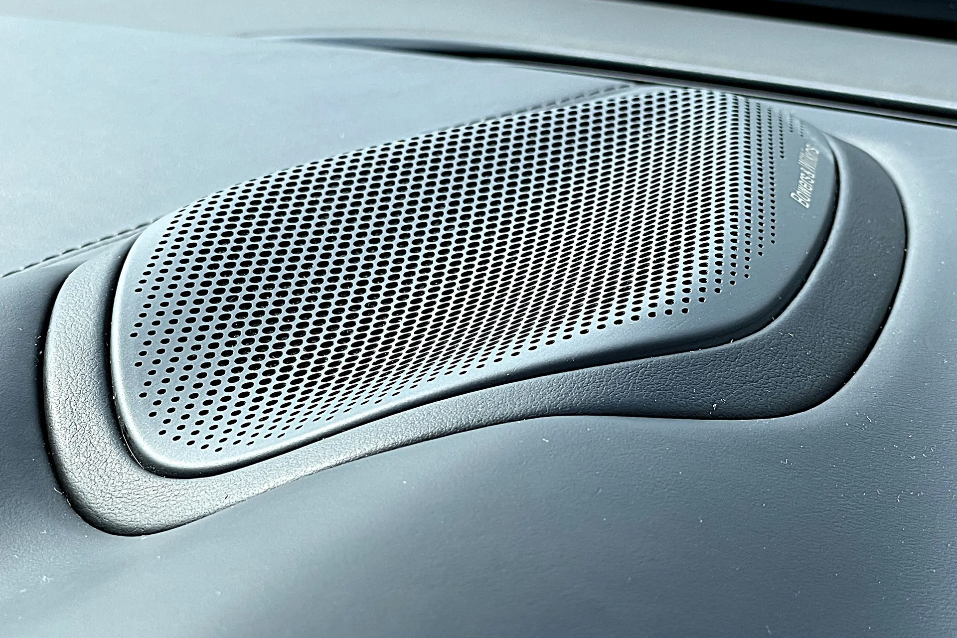 McLaren GT thumbnail image number 36