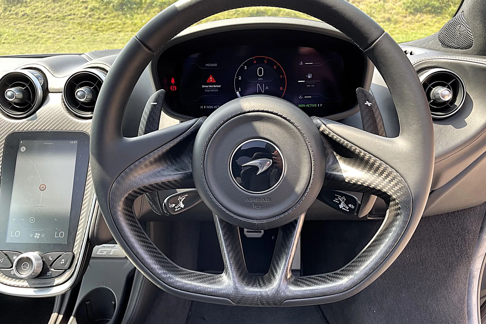 McLaren GT thumbnail image number 24