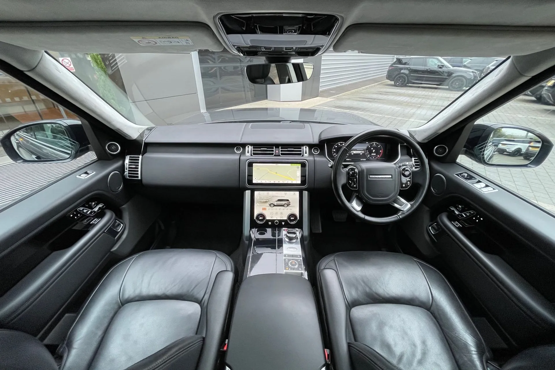 LAND ROVER RANGE ROVER thumbnail image number 28