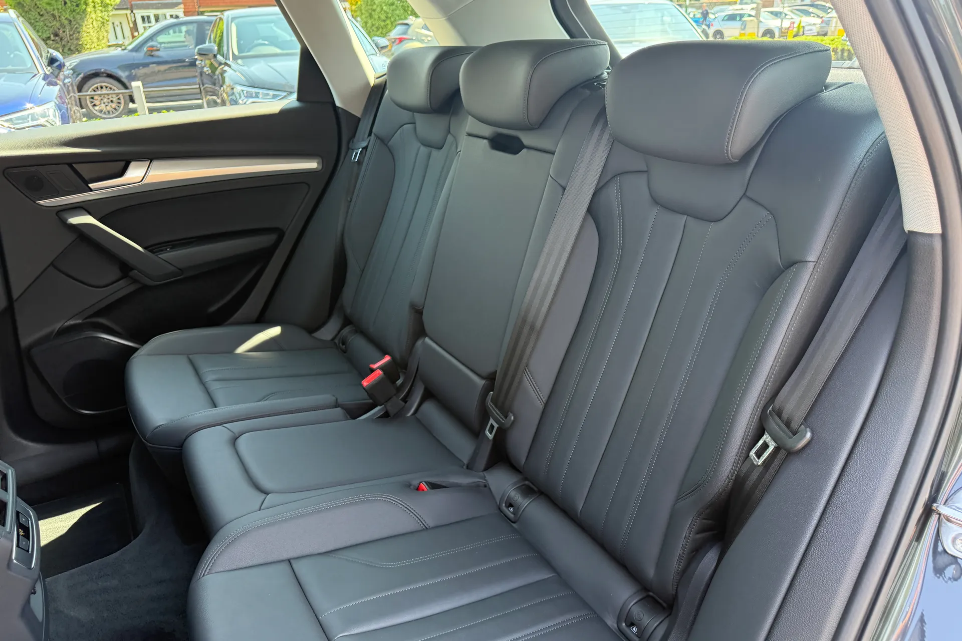 Audi Q5 thumbnail image number 44