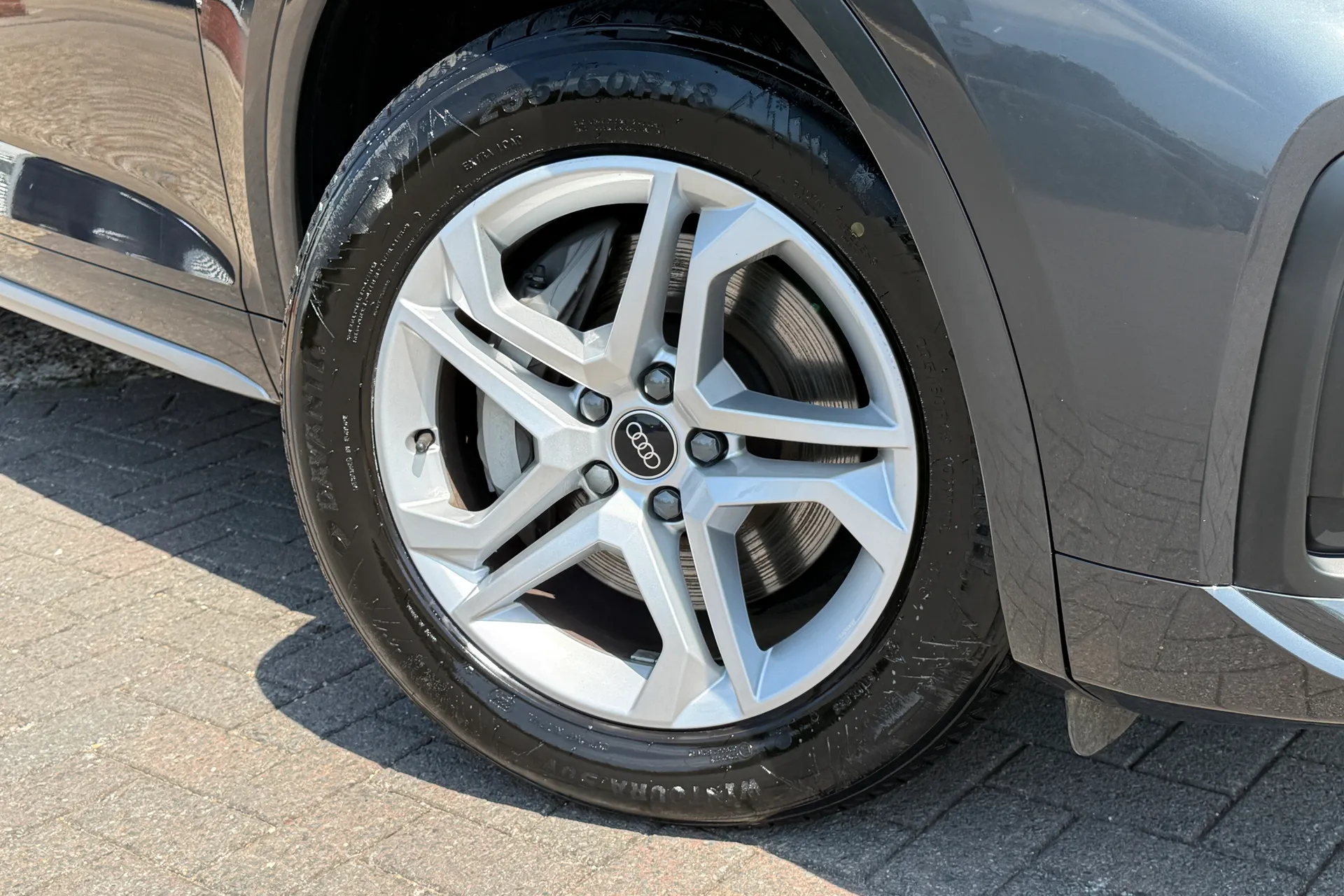 Audi Q5 thumbnail image number 7