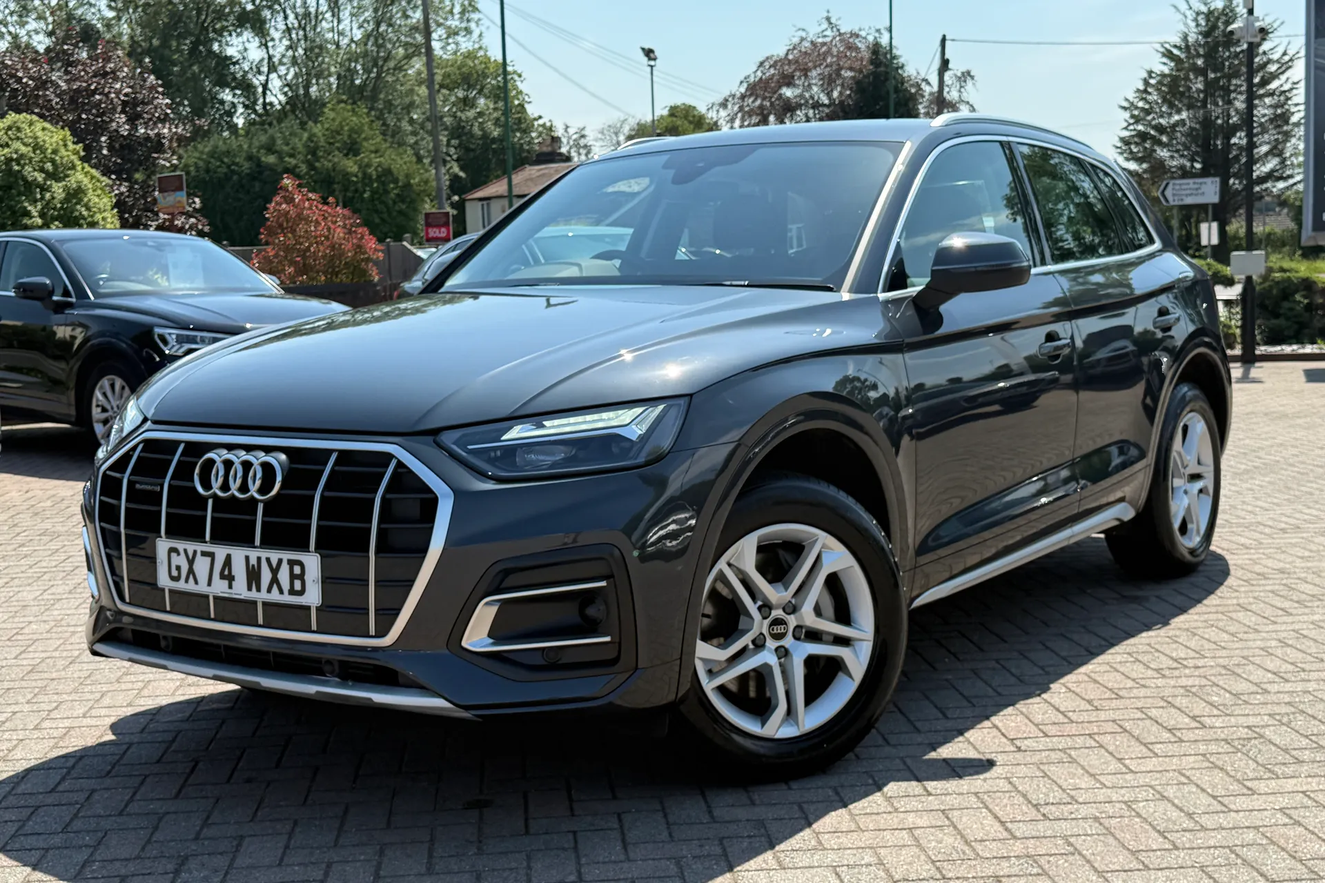 Audi Q5 thumbnail image number 26