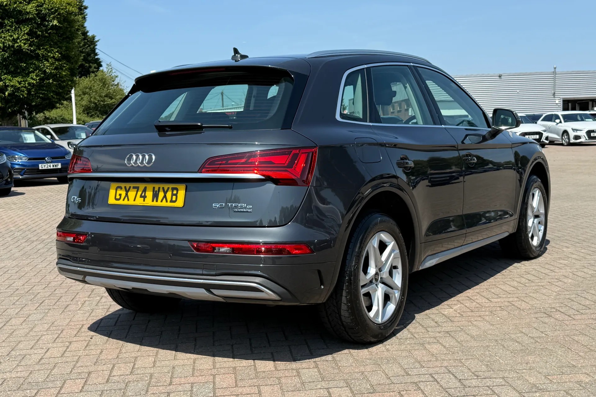 Audi Q5 thumbnail image number 32