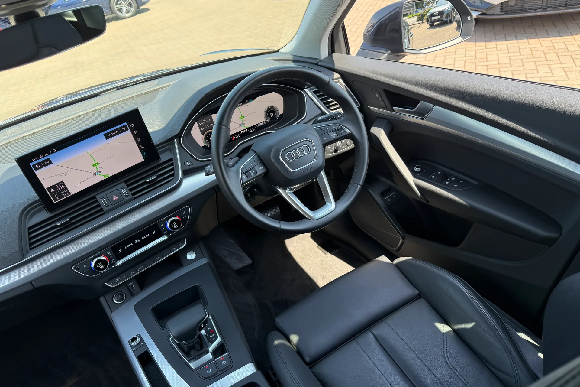 Audi Q5 thumbnail image number 43