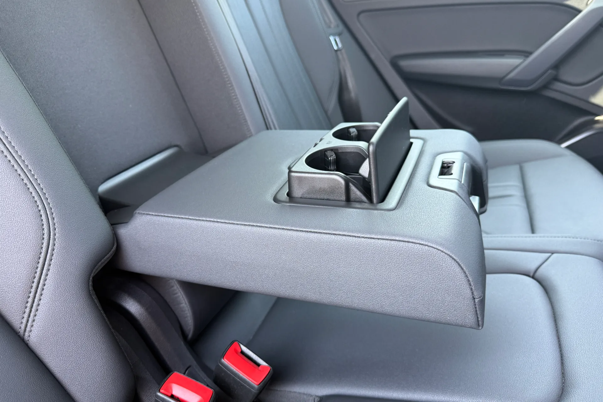 Audi Q5 thumbnail image number 47