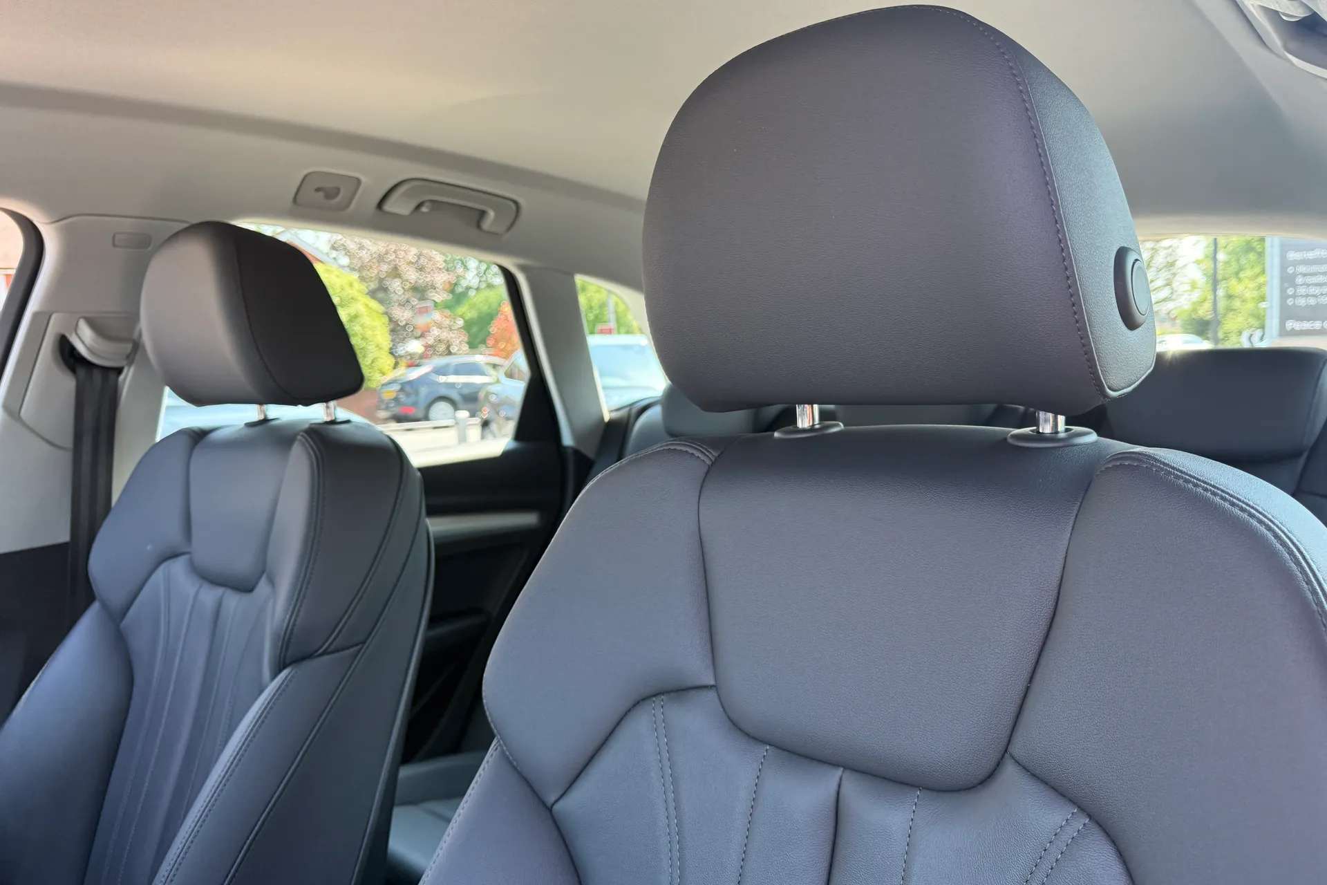 Audi Q5 thumbnail image number 31