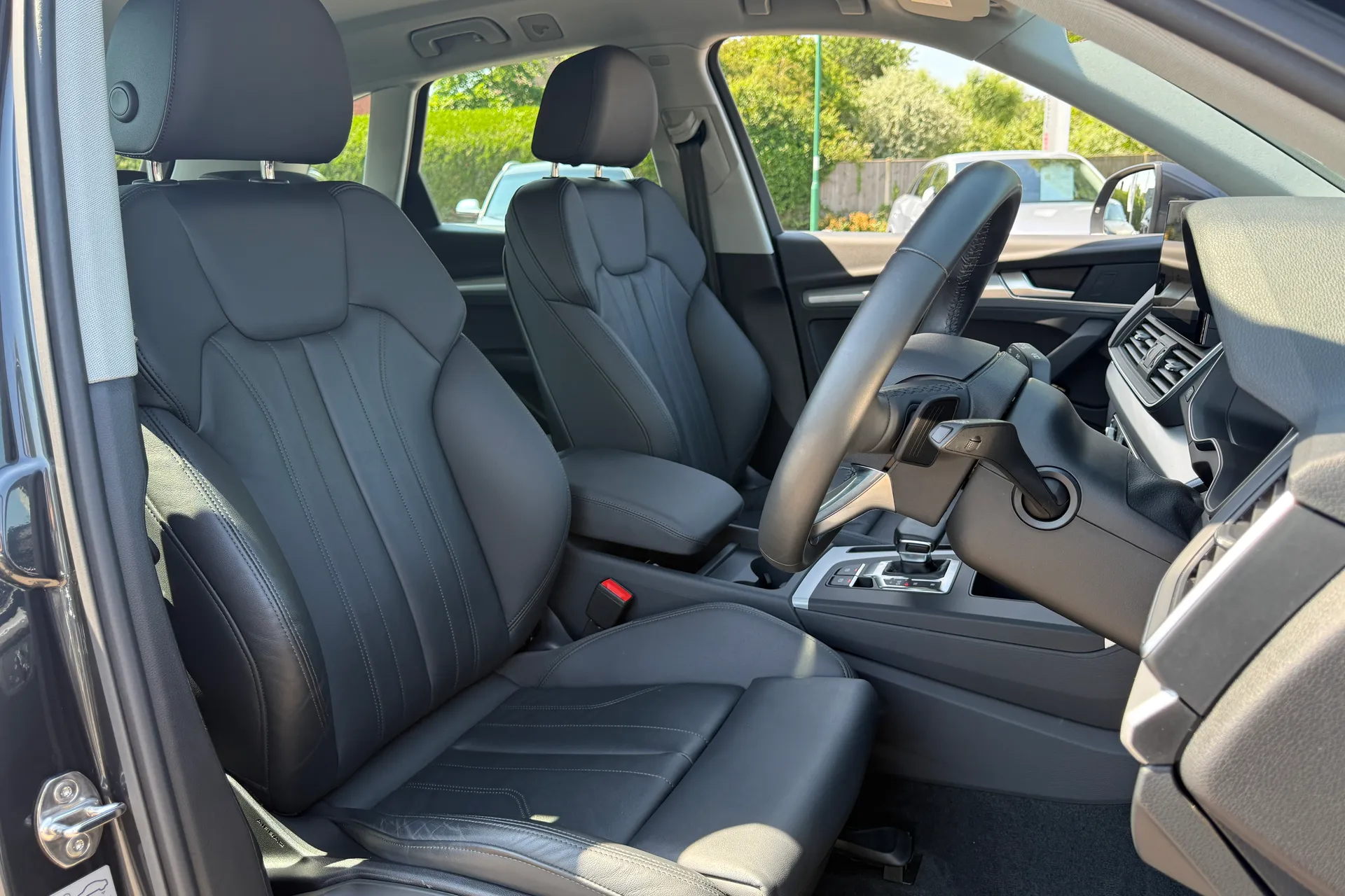 Audi Q5 thumbnail image number 27