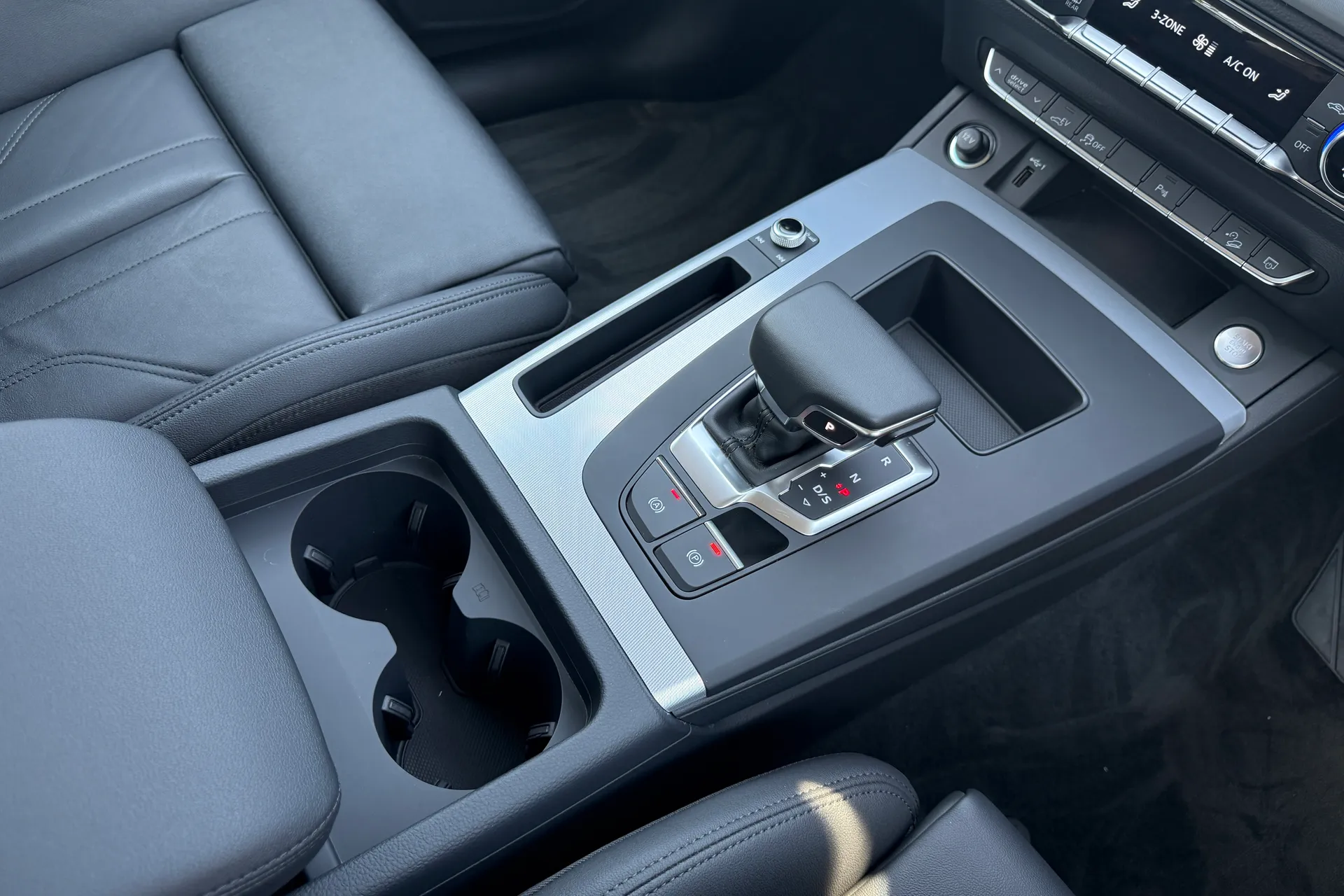 Audi Q5 thumbnail image number 41